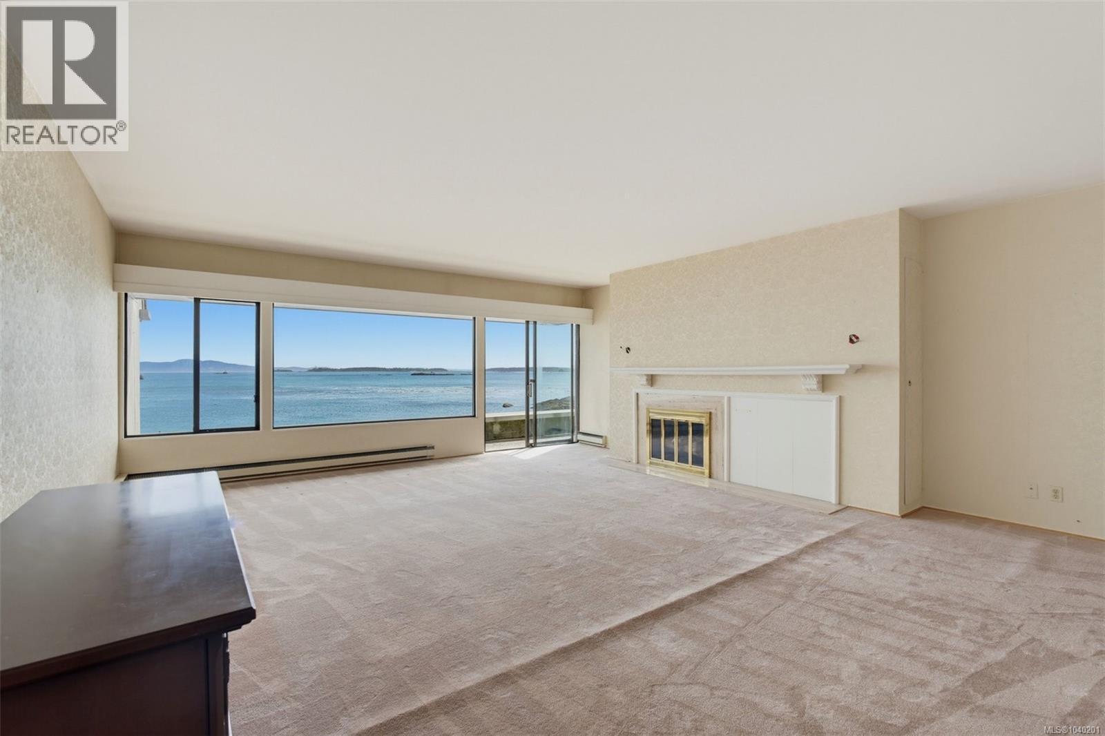 103 1211 Beach Drive, Oak Bay