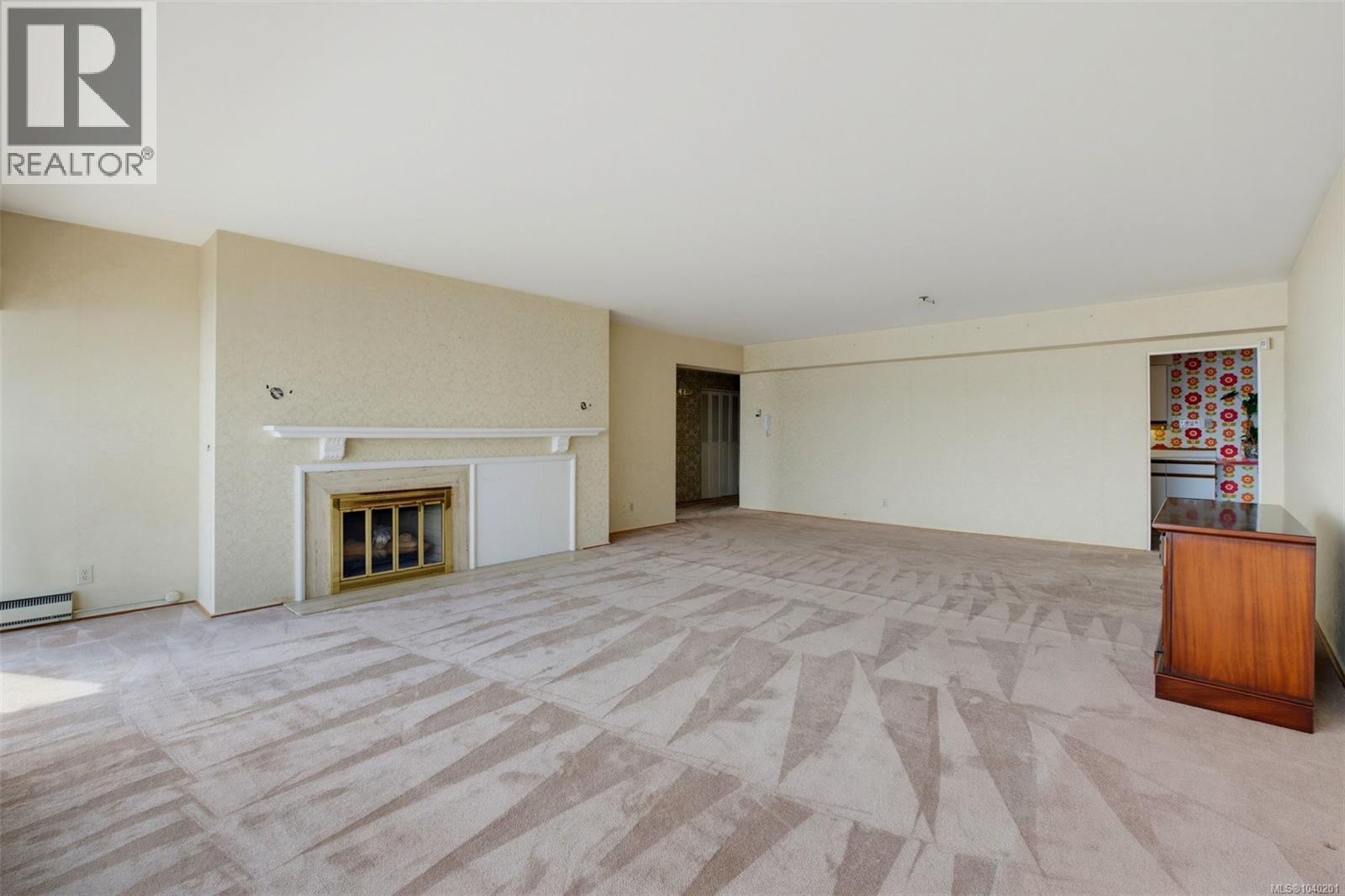103 1211 Beach Drive, Oak Bay