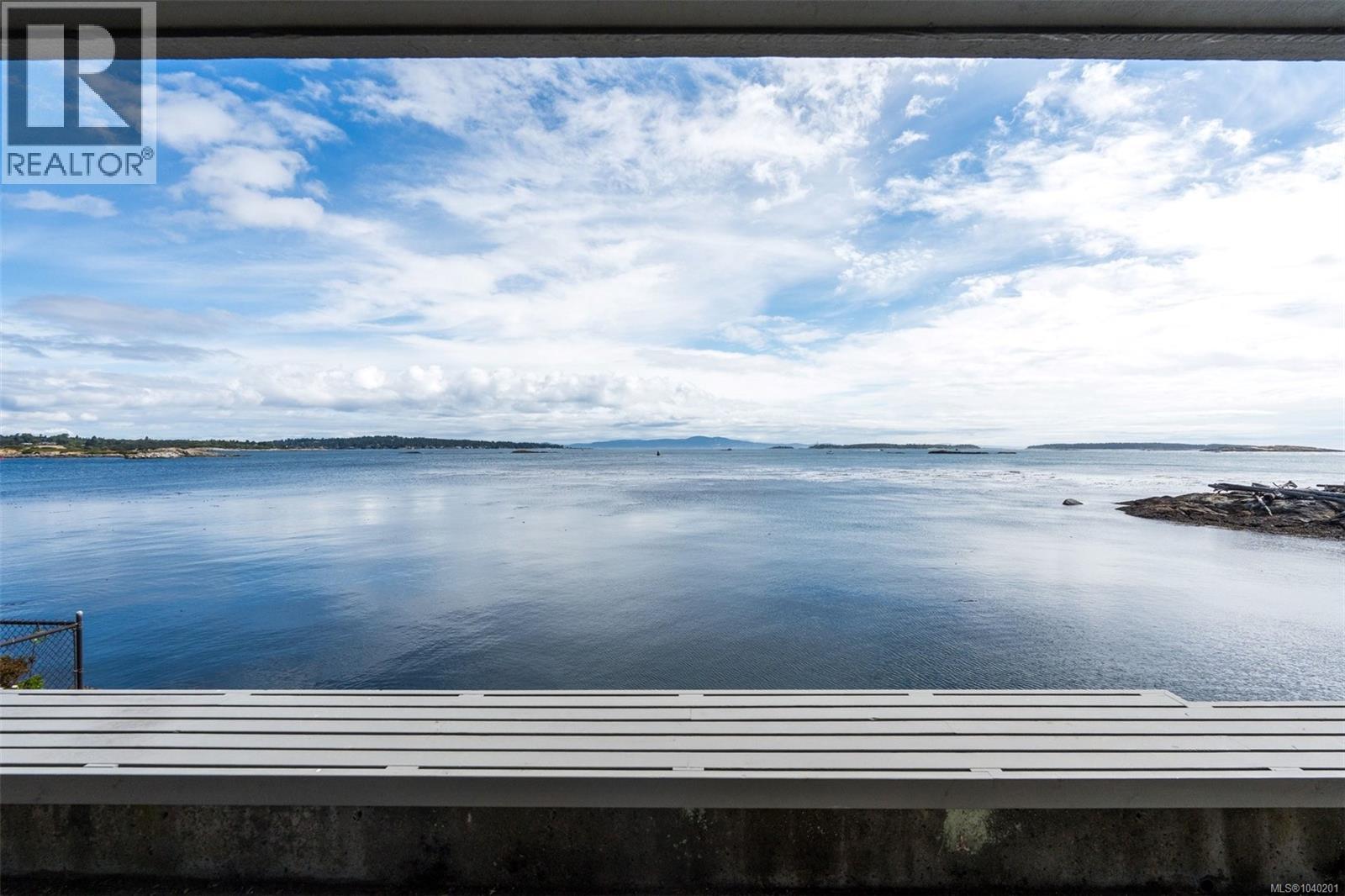 103 1211 Beach Drive, Oak Bay