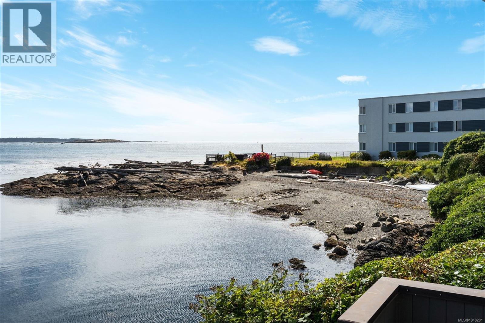 103 1211 Beach Drive, Oak Bay