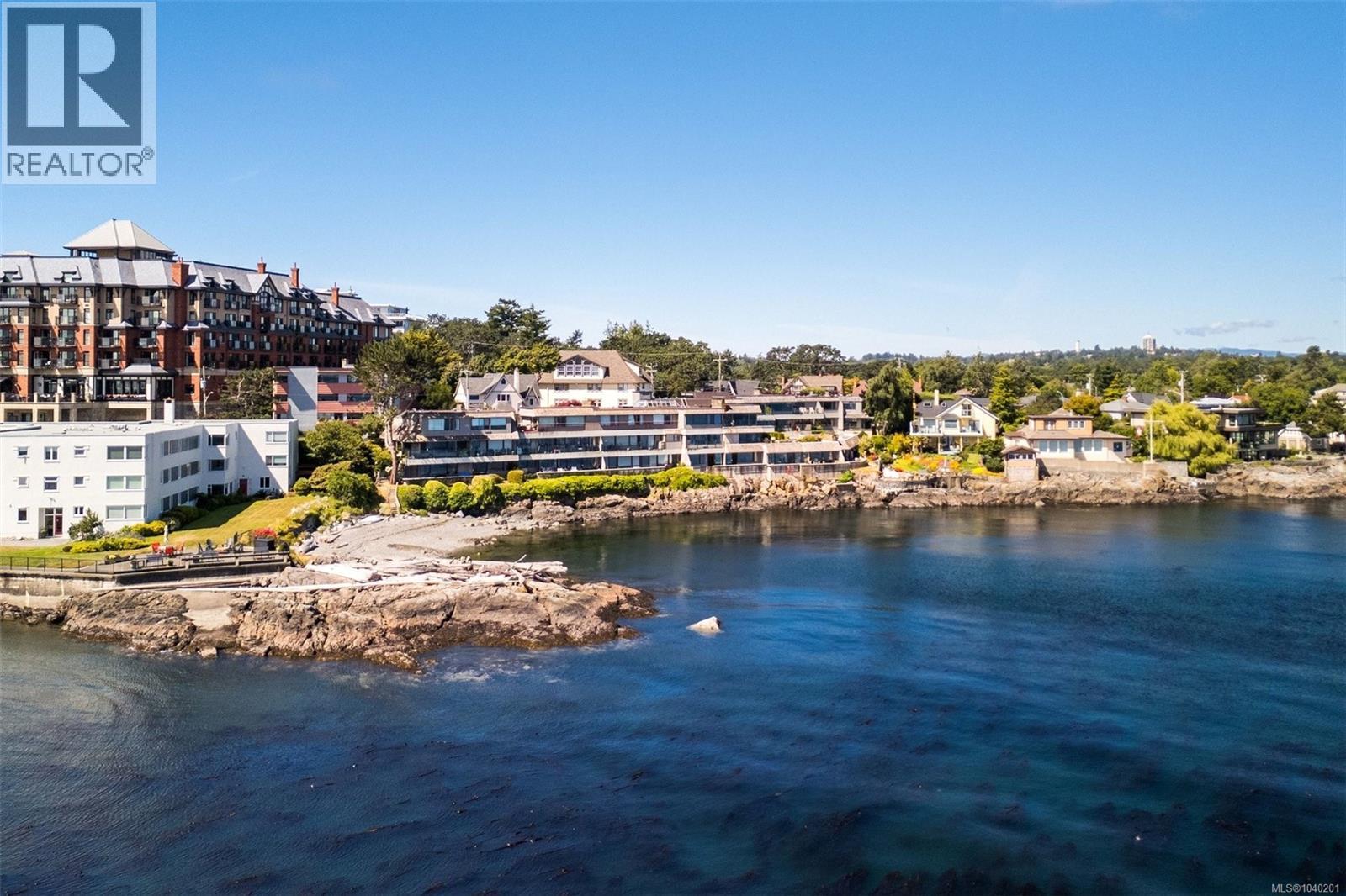103 1211 Beach Drive, Oak Bay