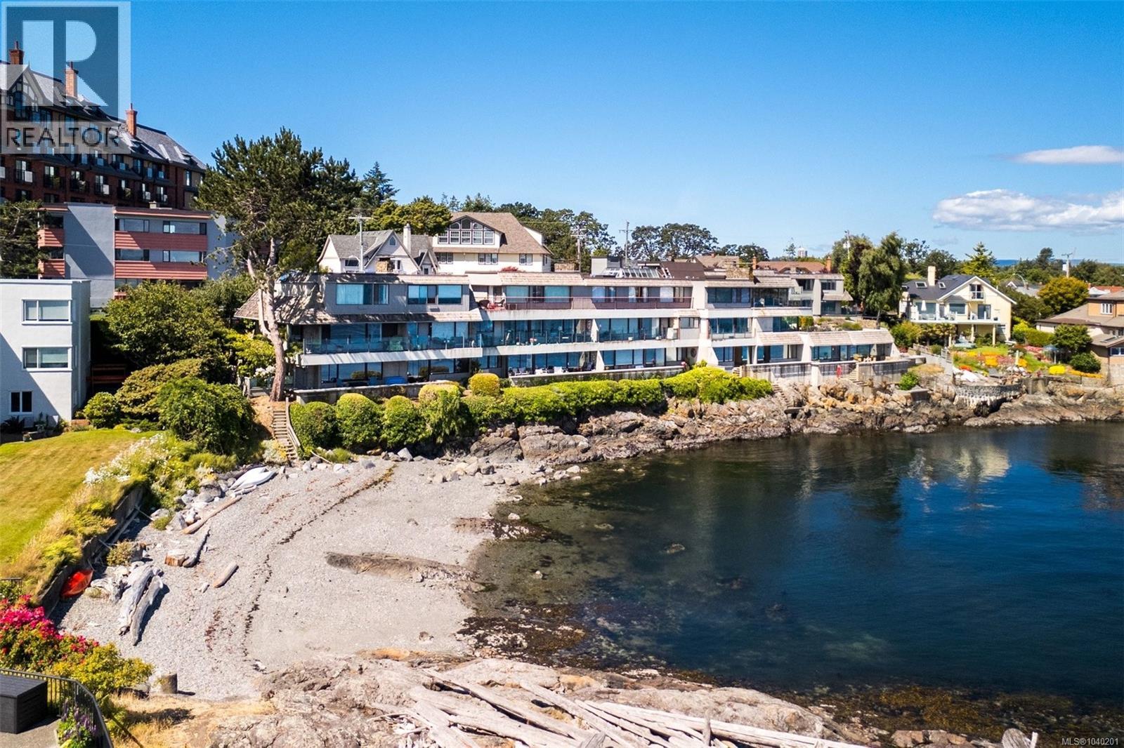 103 1211 Beach Drive, Oak Bay