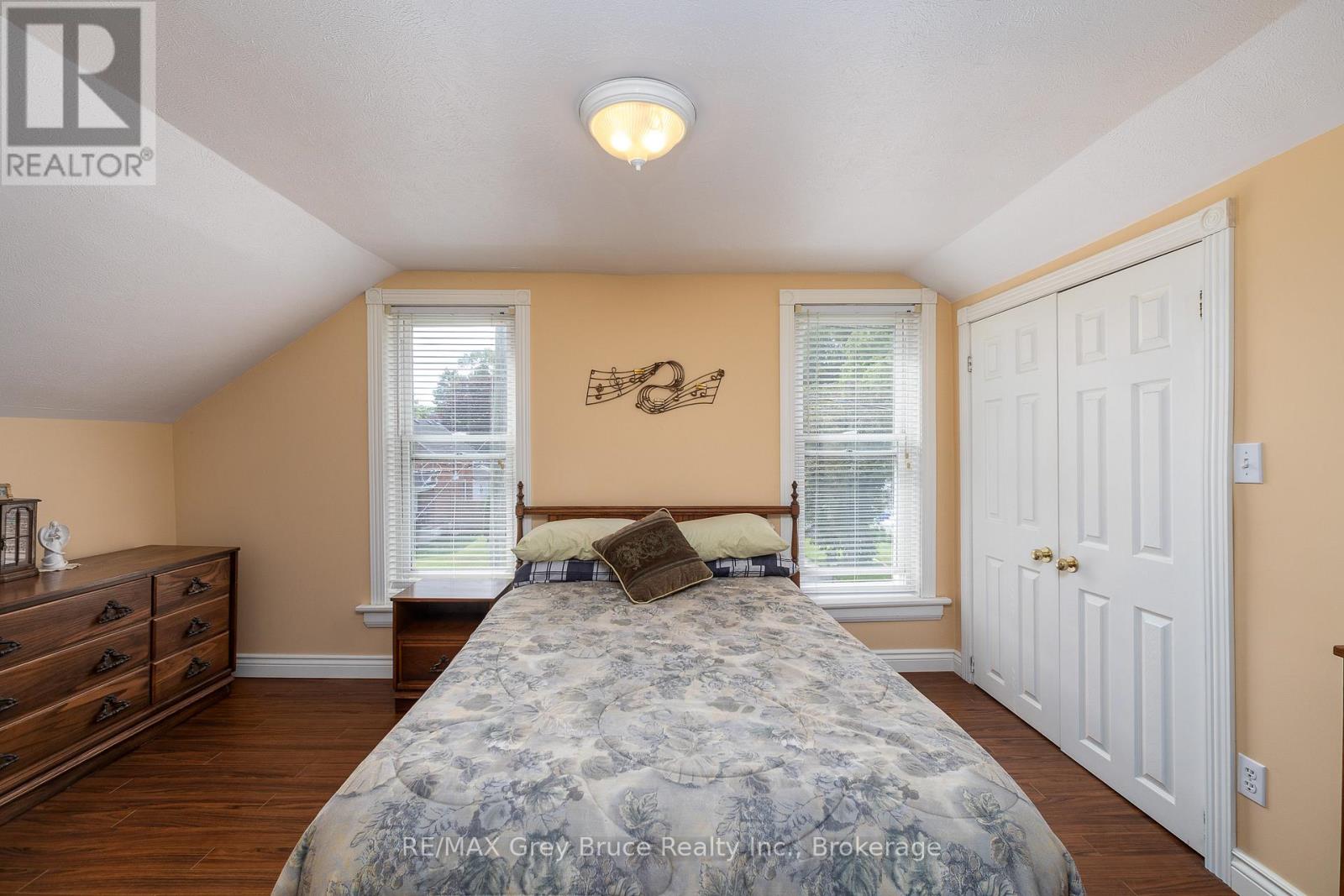 1591 5TH AVENUE W - 19