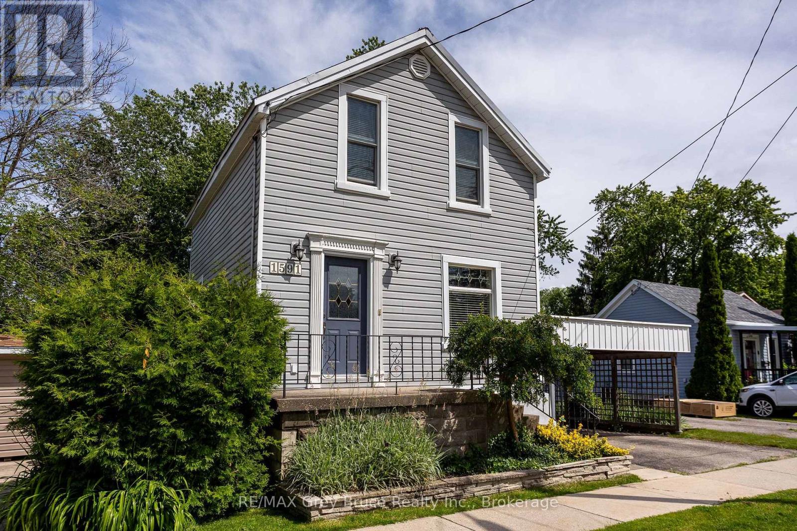 1591 5TH AVENUE W - 2