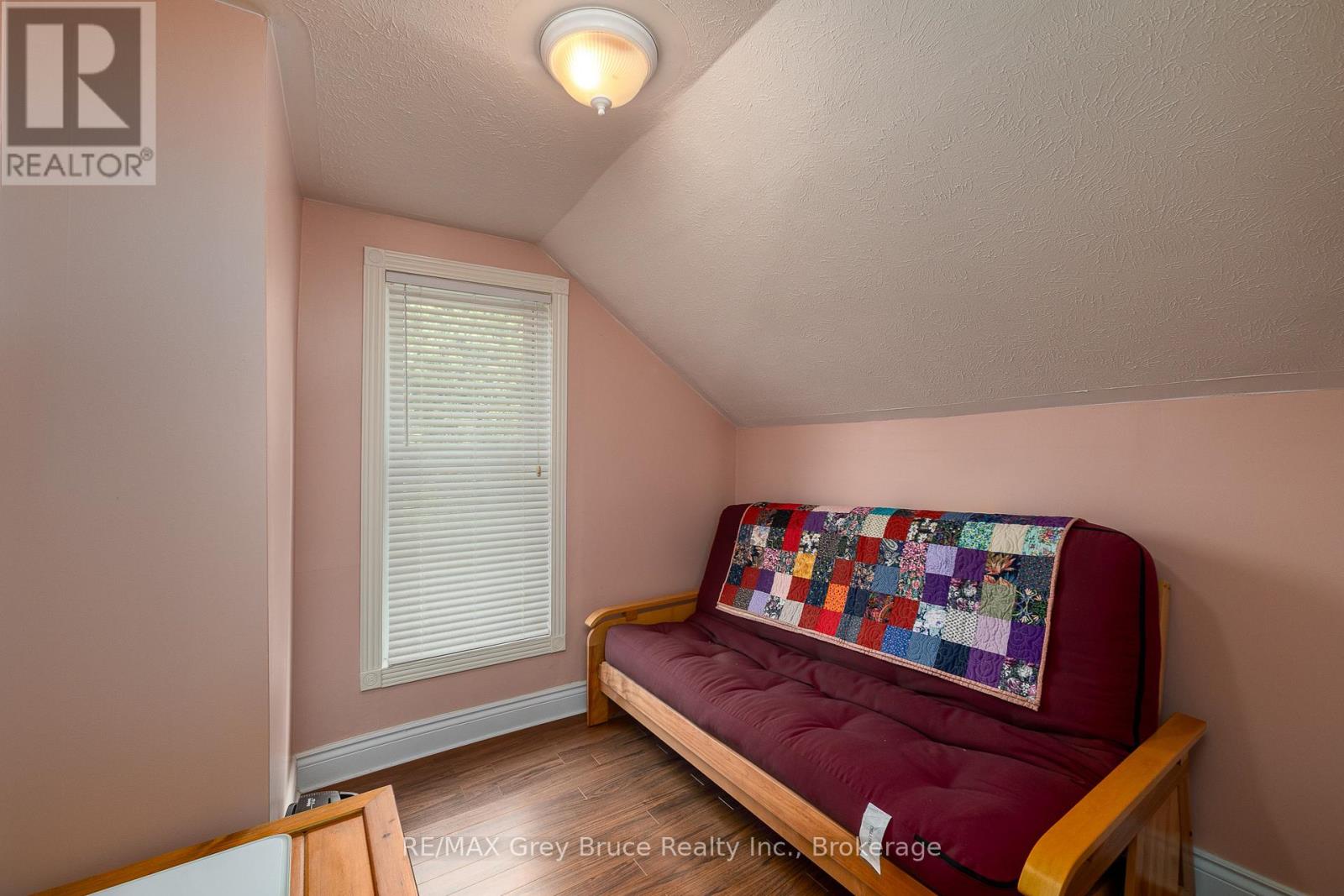 1591 5TH AVENUE W - 21