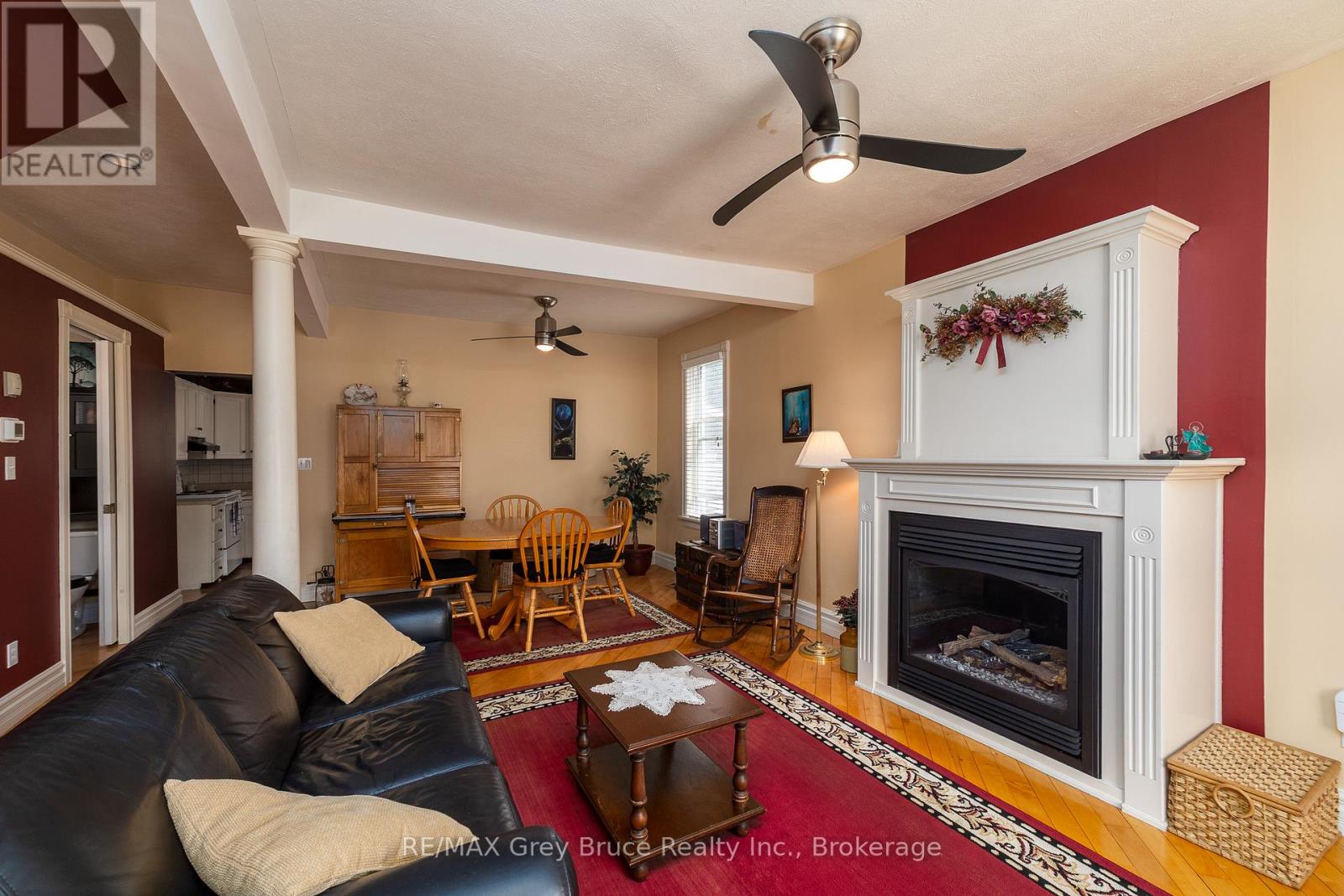 1591 5TH AVENUE W - 24