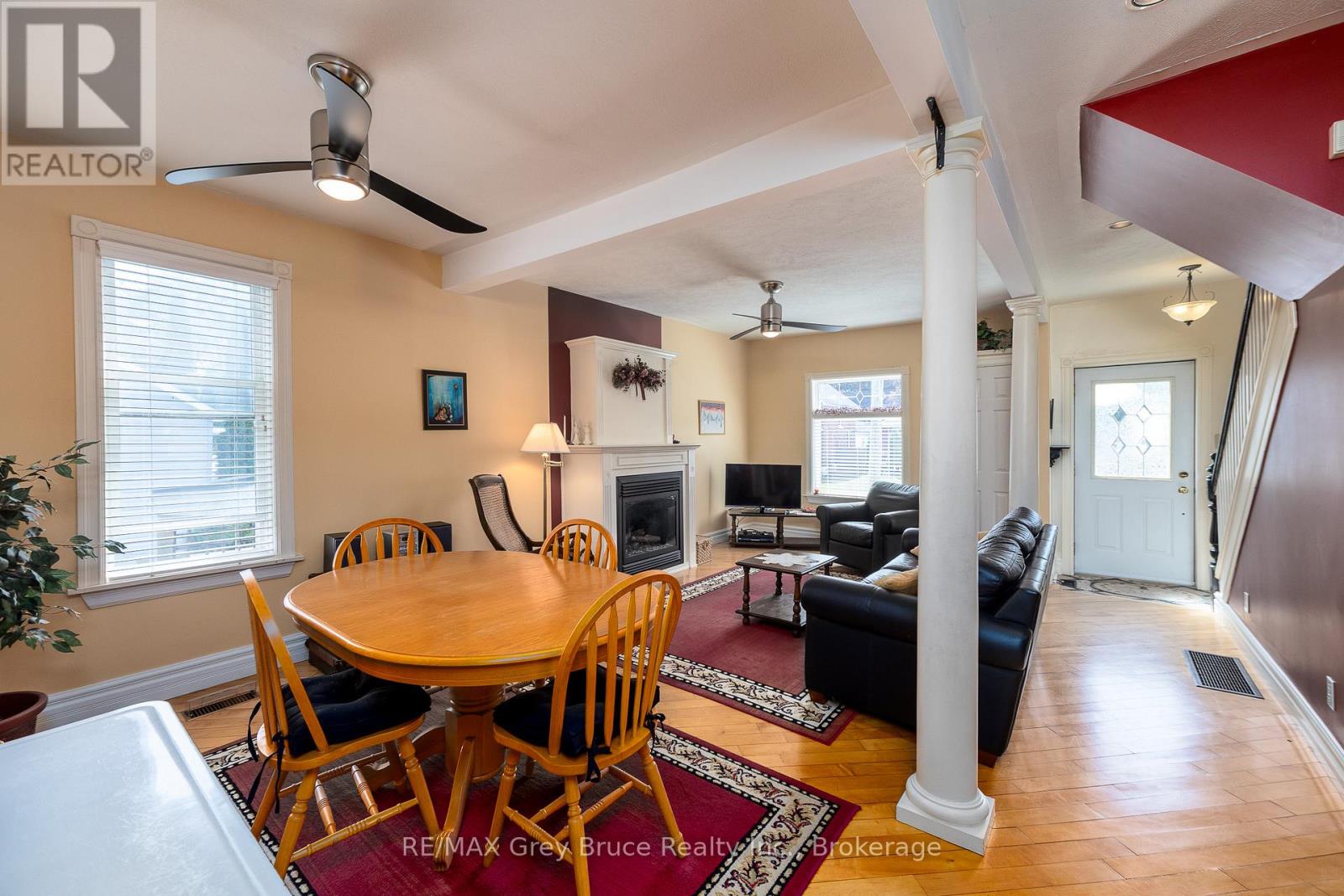 1591 5TH AVENUE W - 9