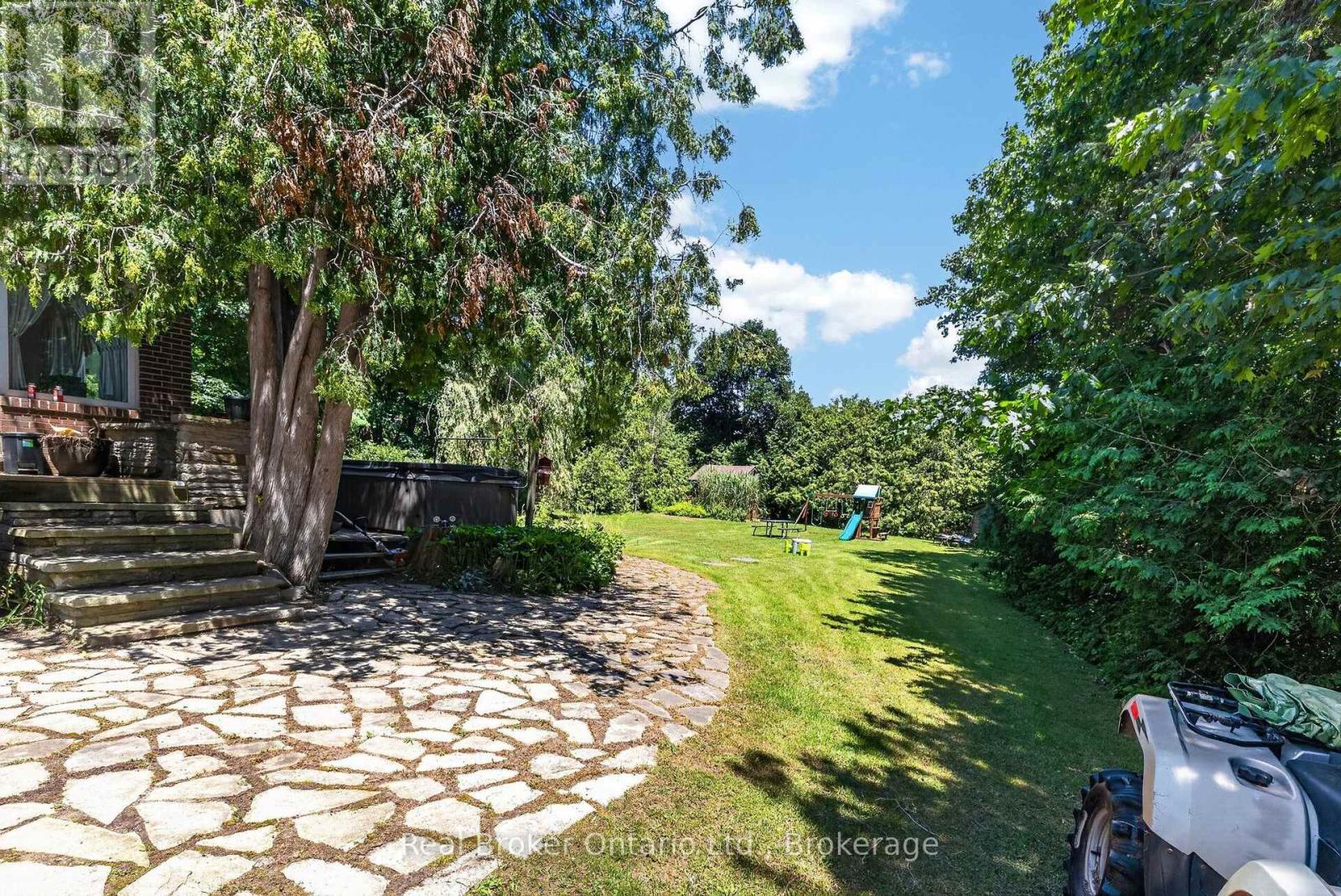 59 TRAFALGAR ROAD - 38