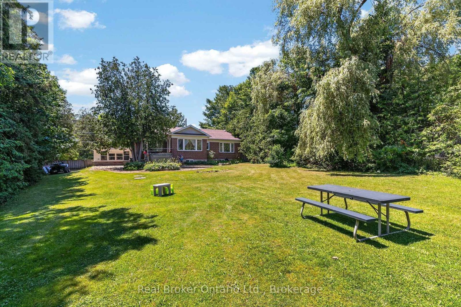 59 TRAFALGAR ROAD - 40