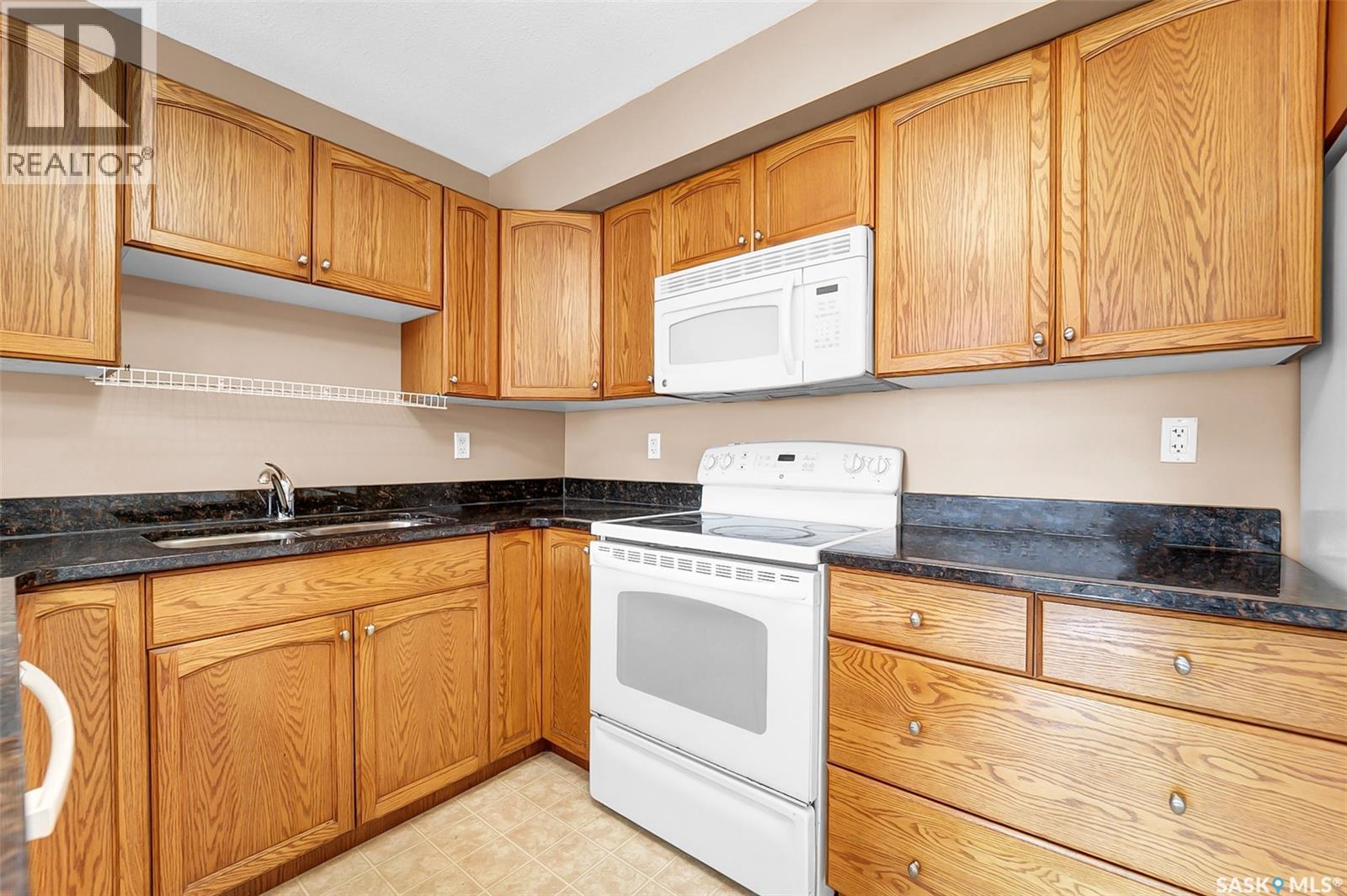#404 150 Pawlychenko LANE - 21