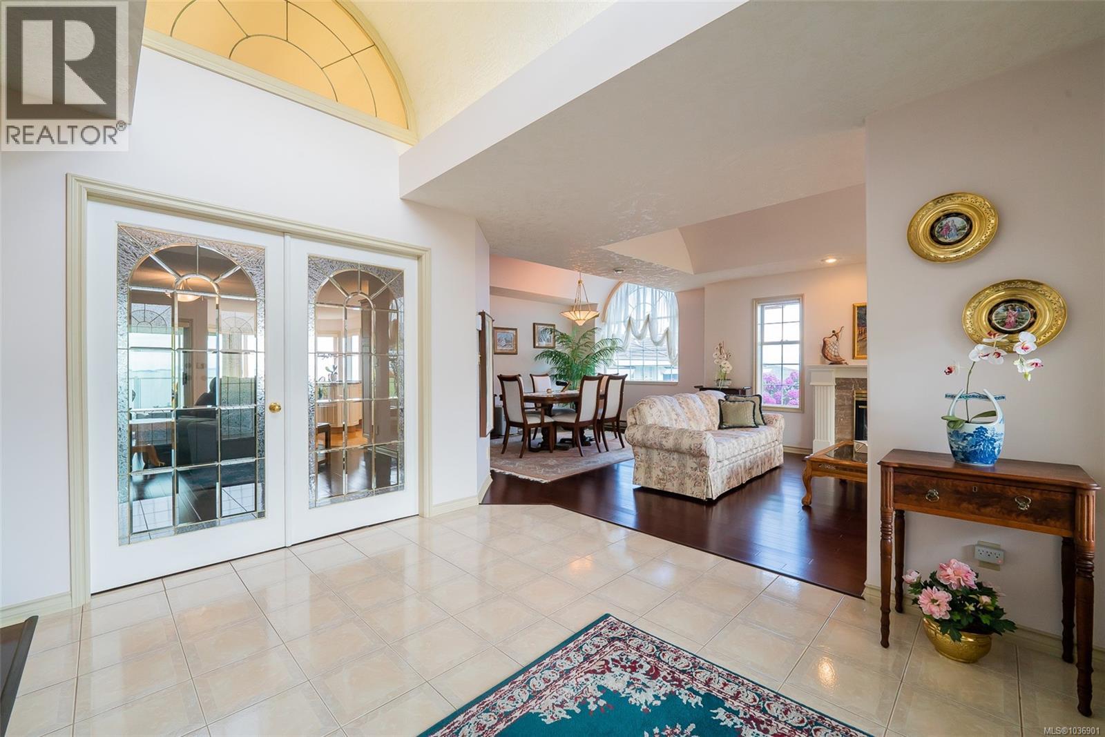 5056 Vista View Cres - 5