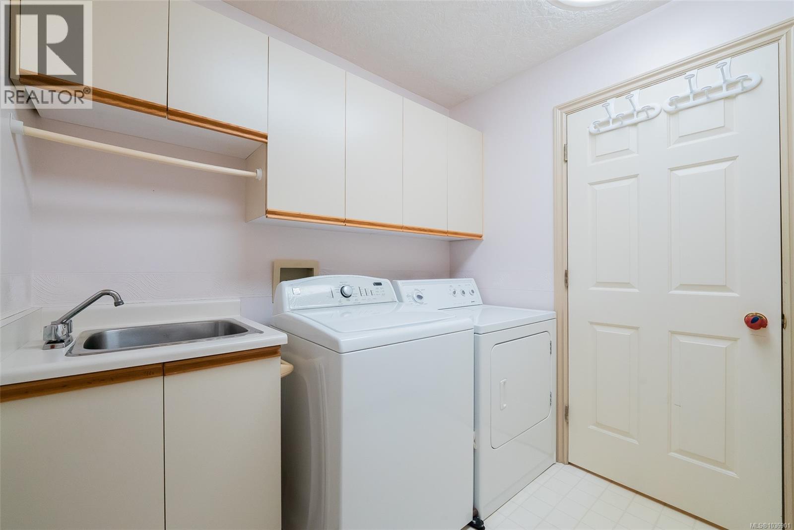 5056 Vista View Cres - 34