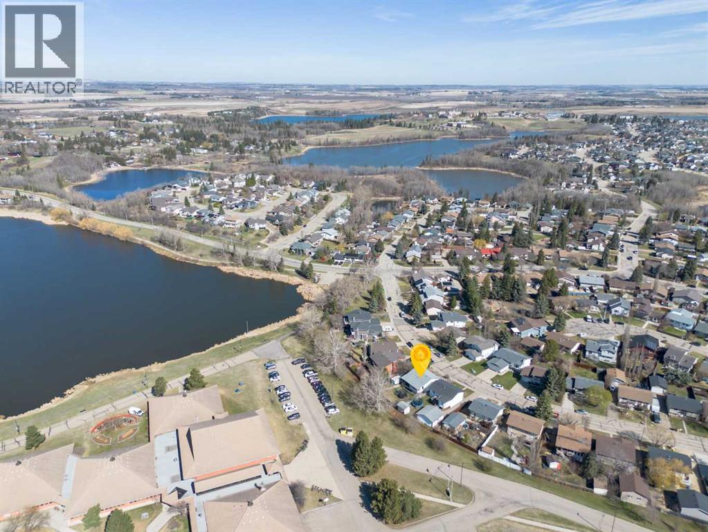 39 Cedar Crescent - 36