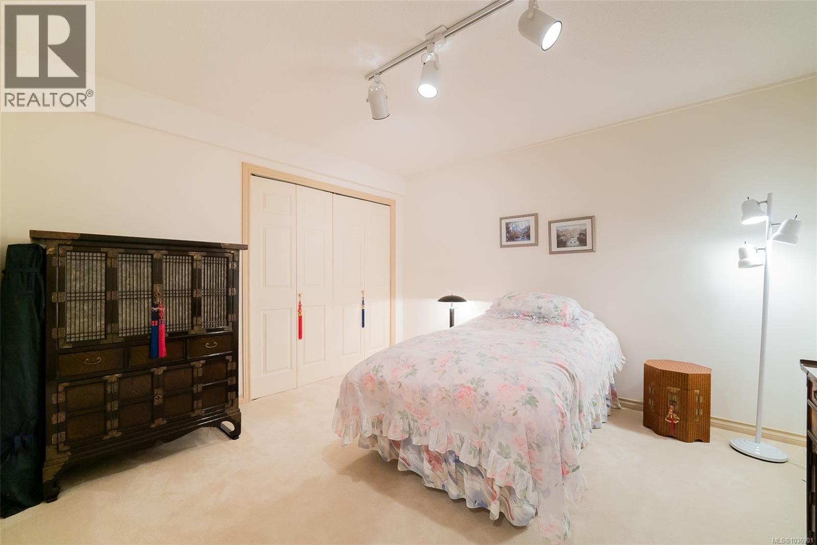 5056 Vista View Cres - 21