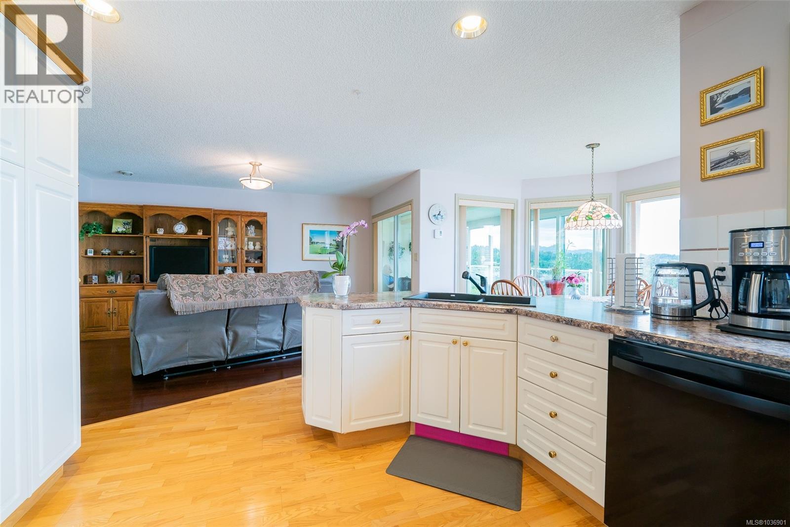 5056 Vista View Cres - 9