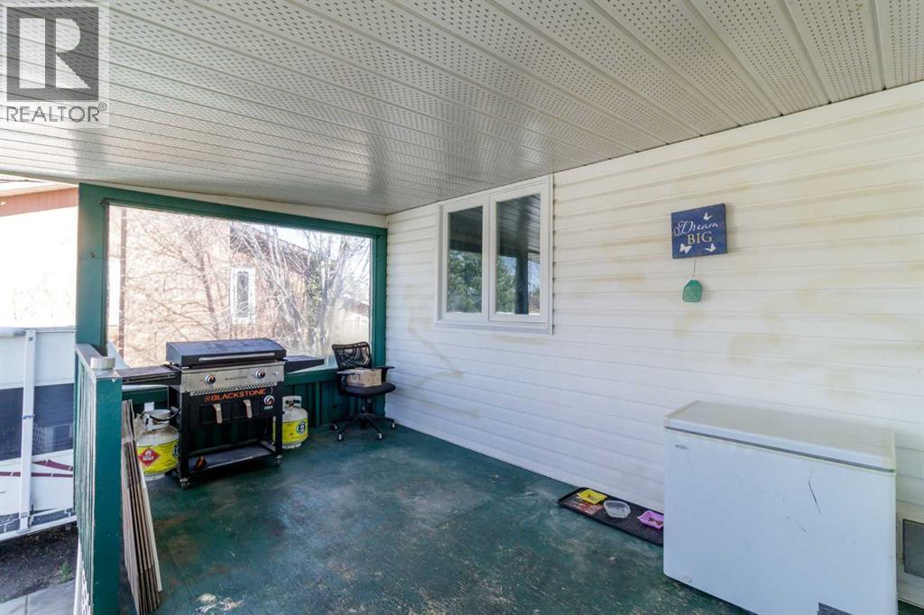 39 Cedar Crescent - 27