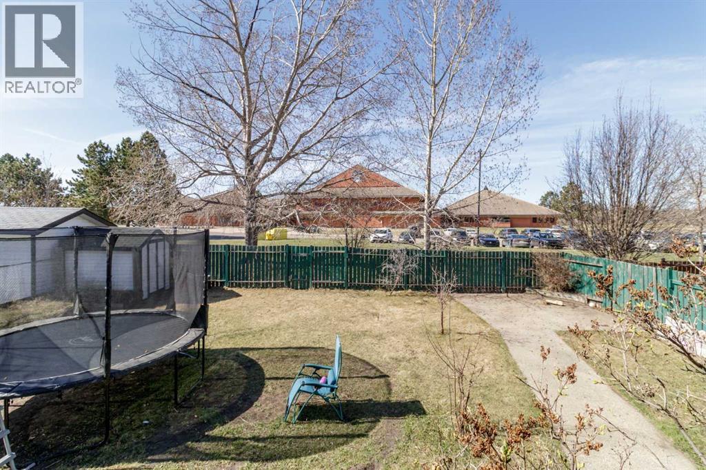 39 Cedar Crescent - 22