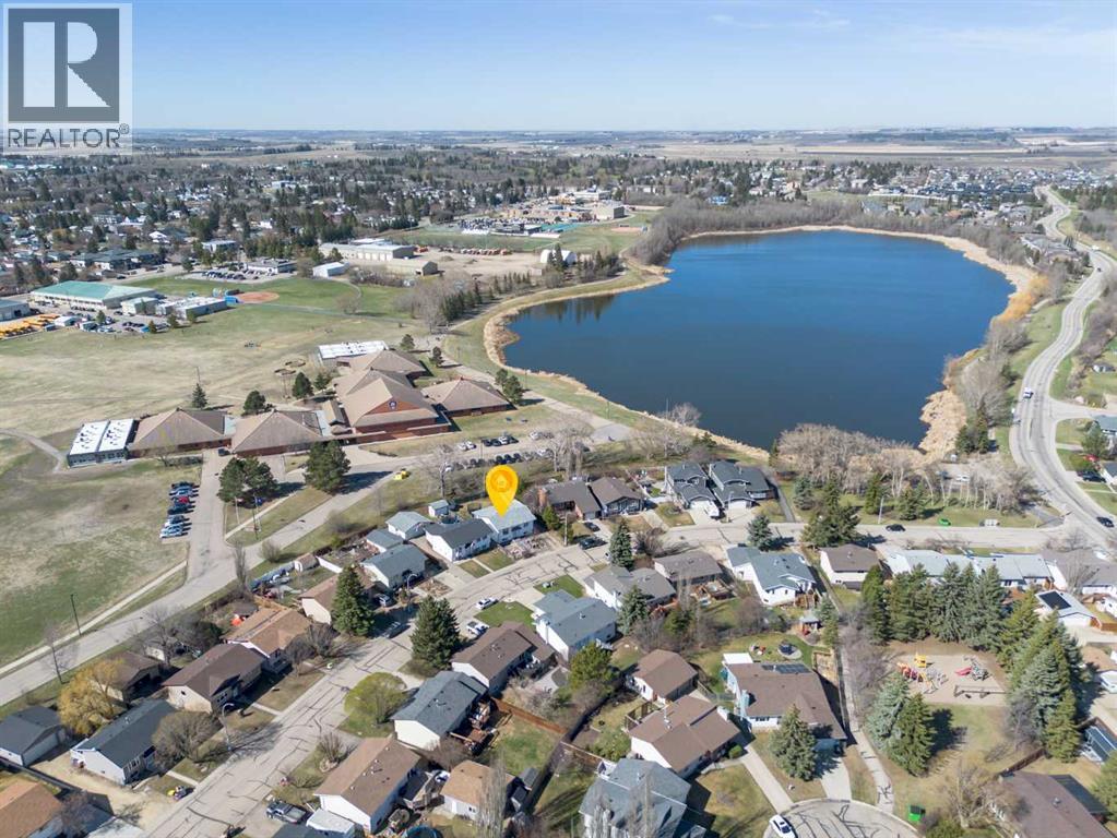 39 Cedar Crescent - 34