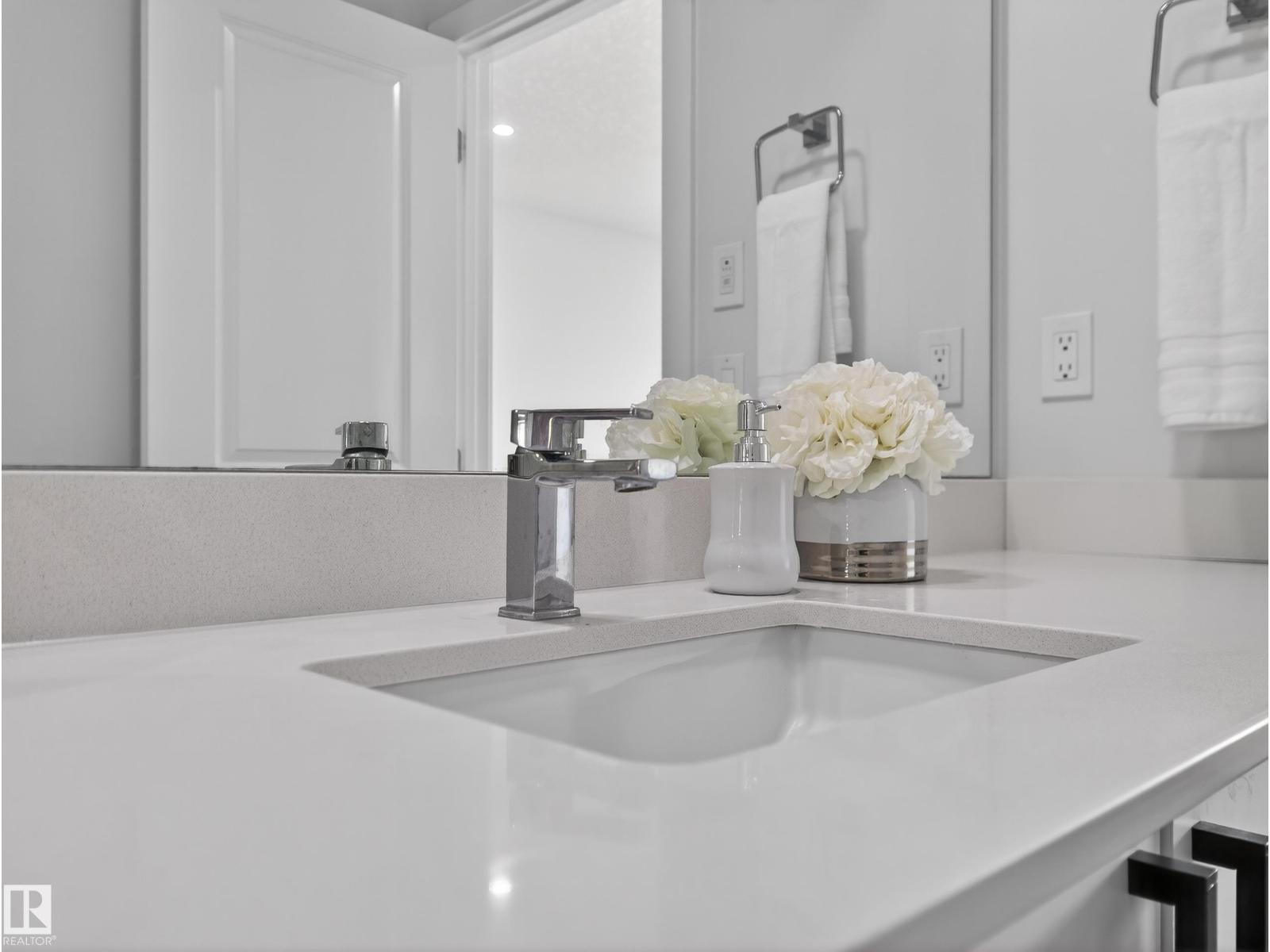5546 KOOTOOK RD SW - 31