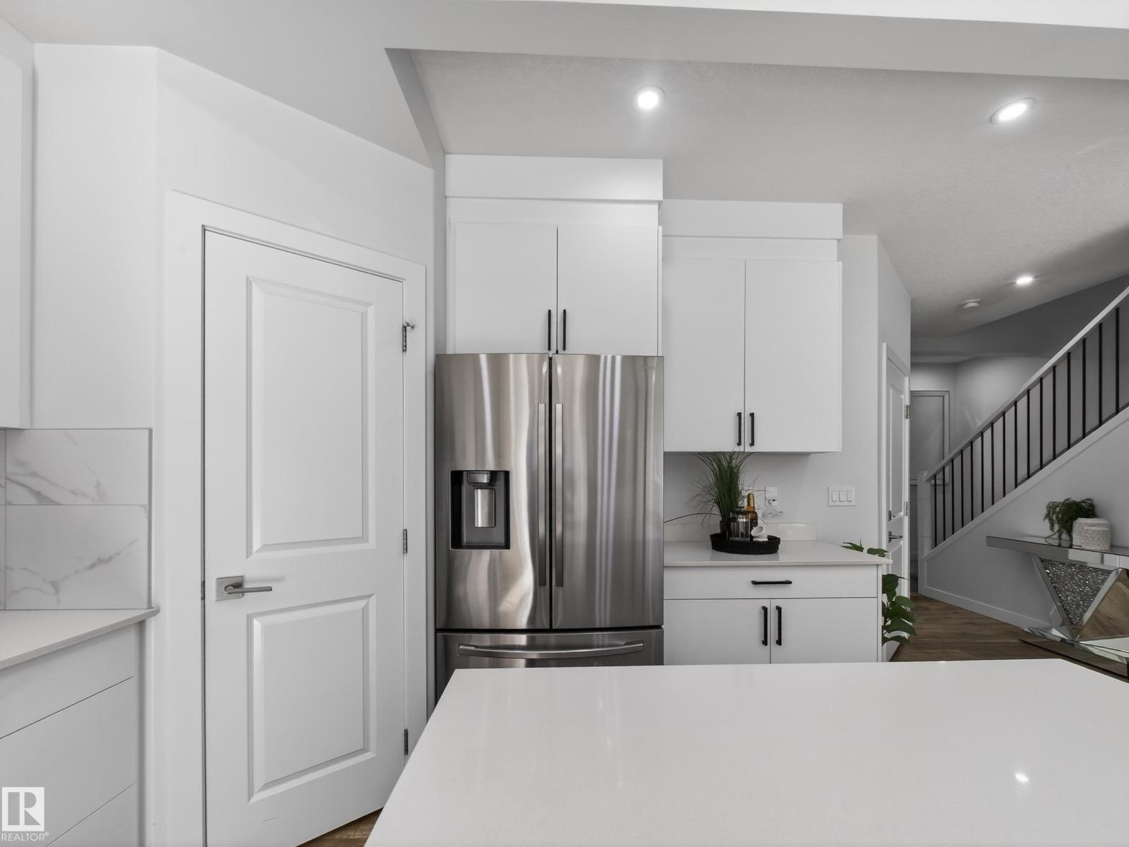 5546 KOOTOOK RD SW - 4