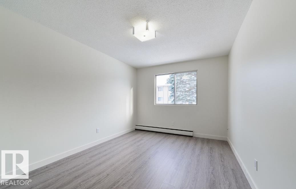 13124 126 Street NW - Photo 8
