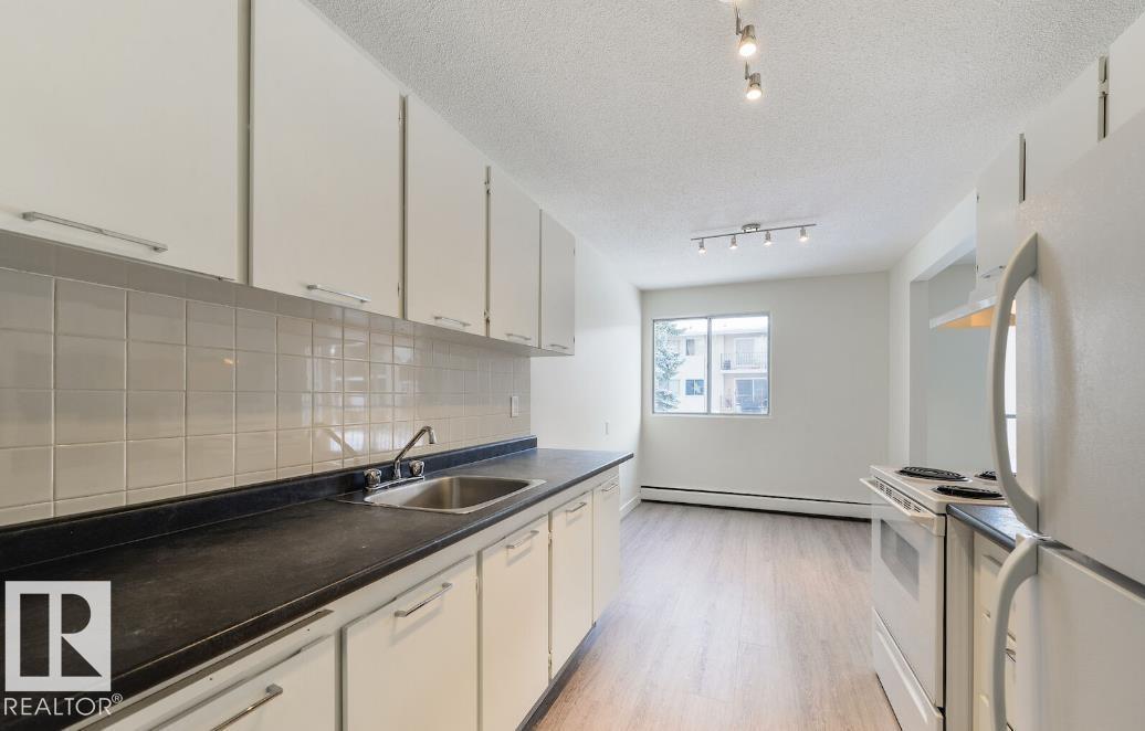 13124 126 Street NW - Photo 17