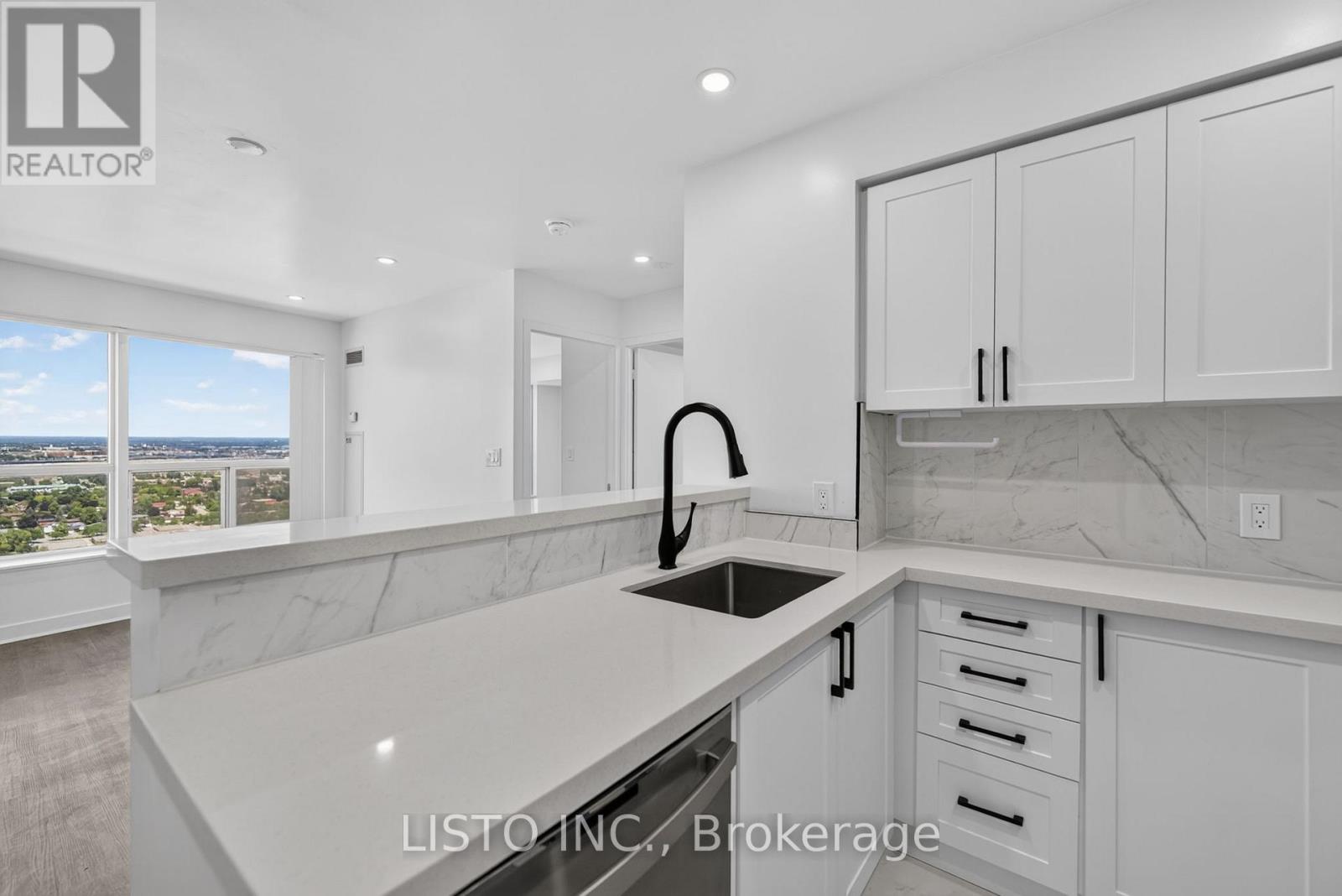 #3515 38 LEE CENTRE DRIVE - 13