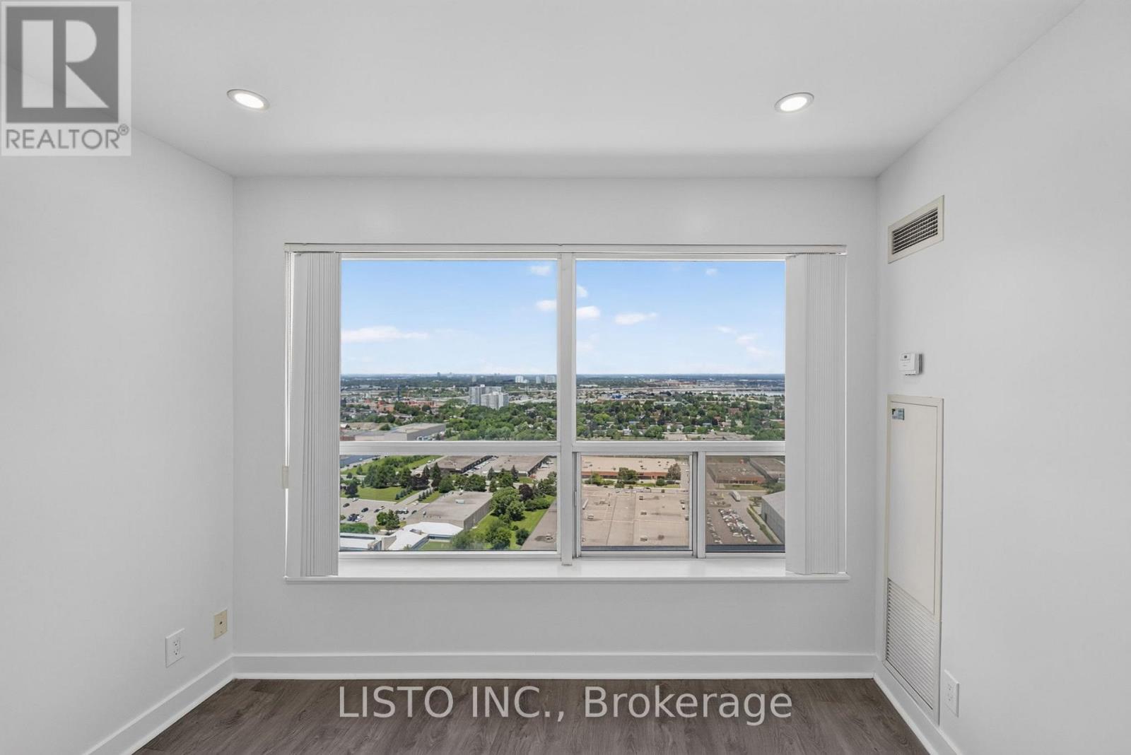 #3515 38 LEE CENTRE DRIVE - 18