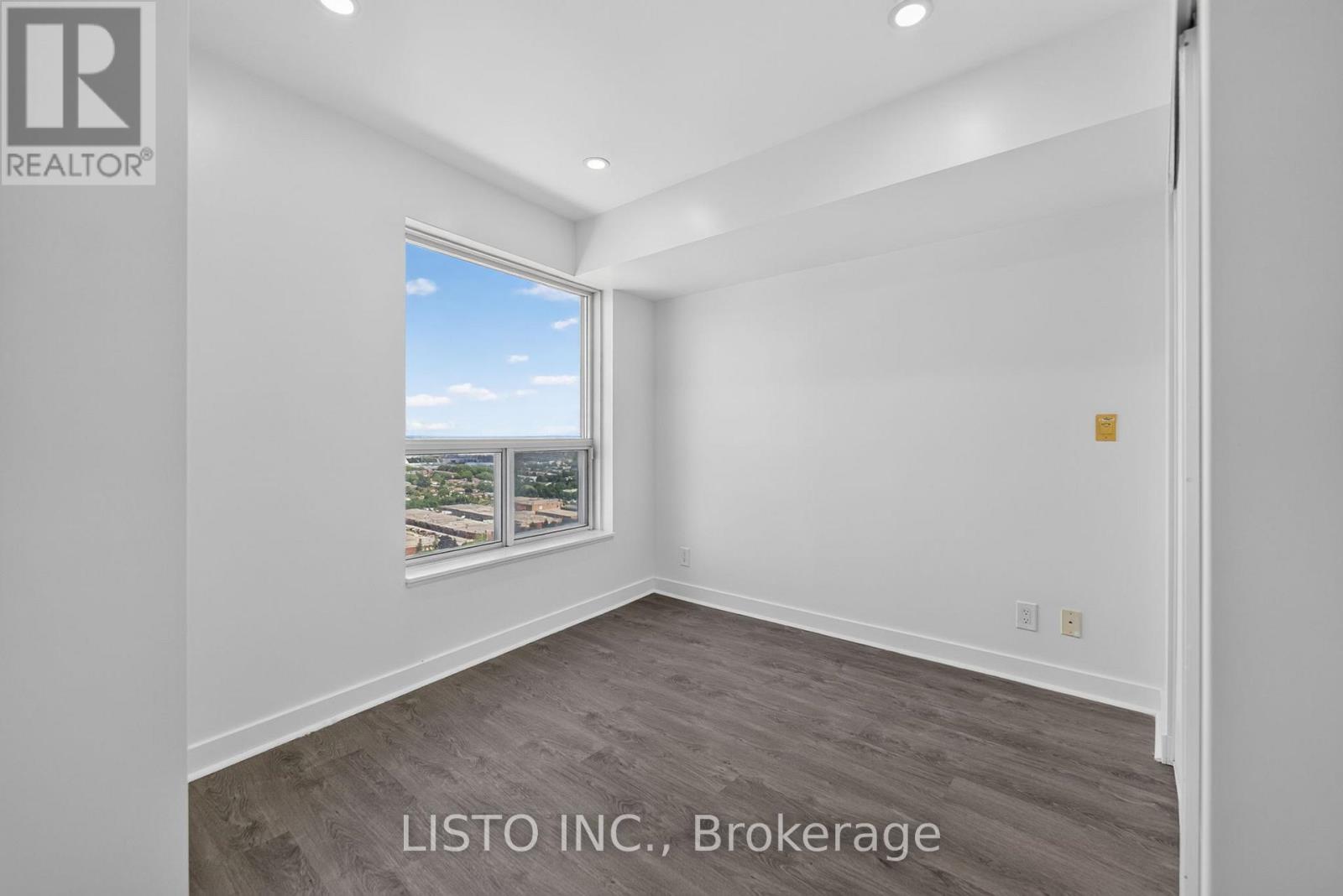 #3515 38 LEE CENTRE DRIVE - 19