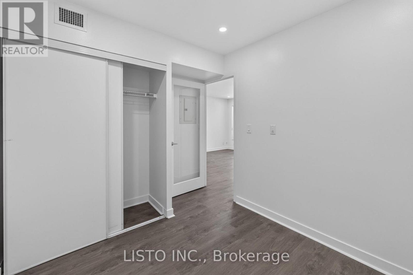 #3515 38 LEE CENTRE DRIVE - 23