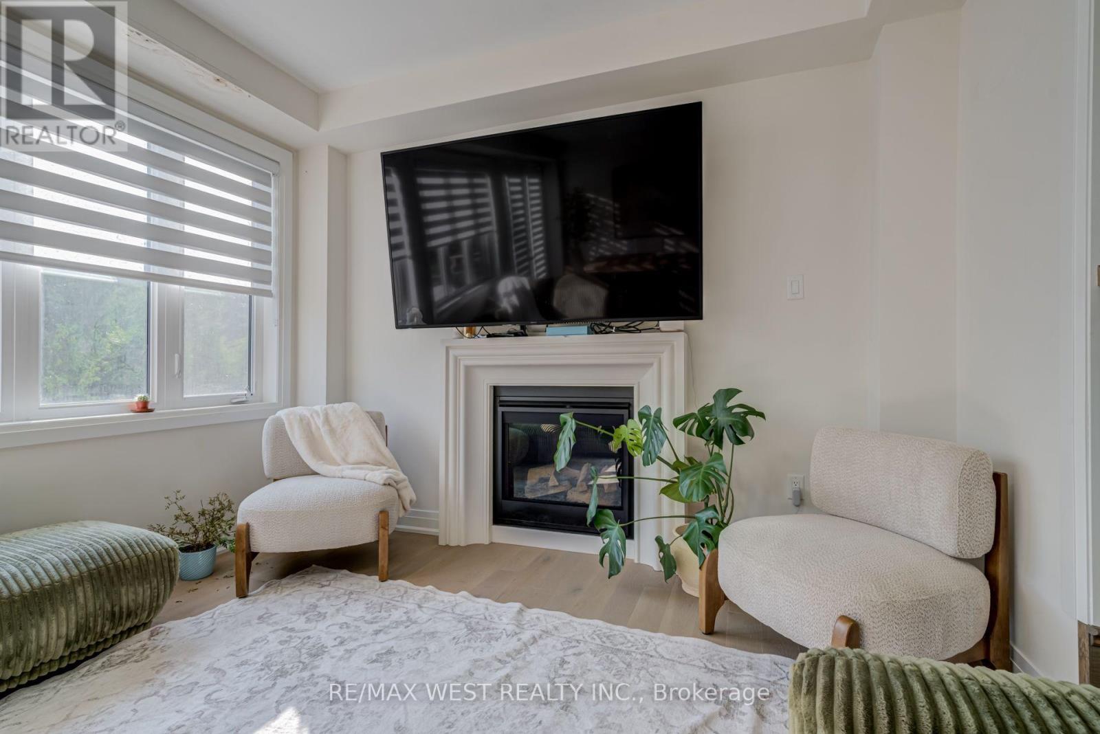 2688 SAPPHIRE DRIVE - 12