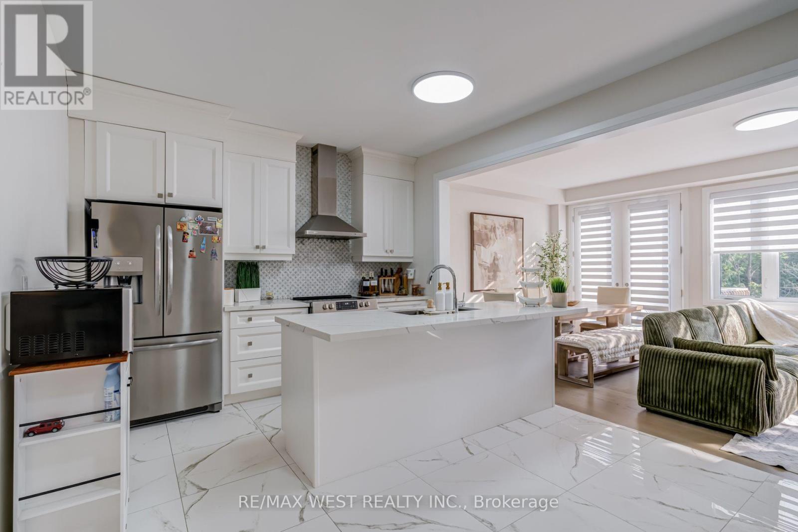 2688 SAPPHIRE DRIVE - 20