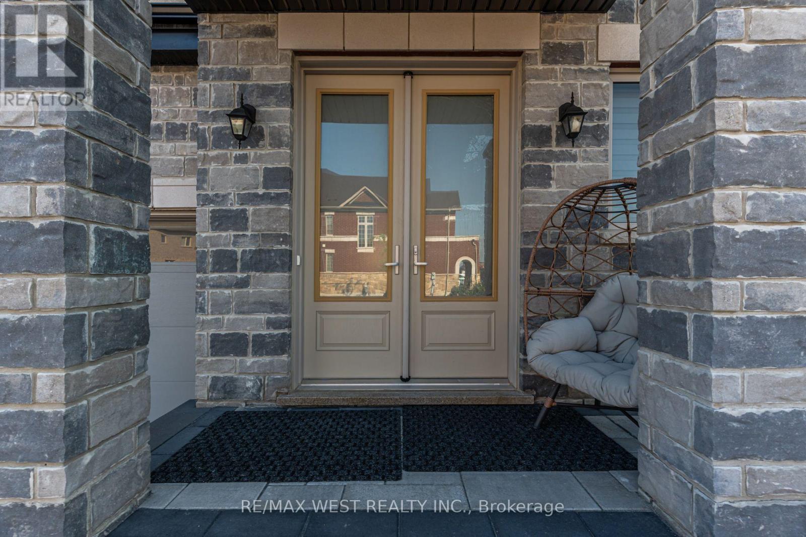 2688 SAPPHIRE DRIVE - 3