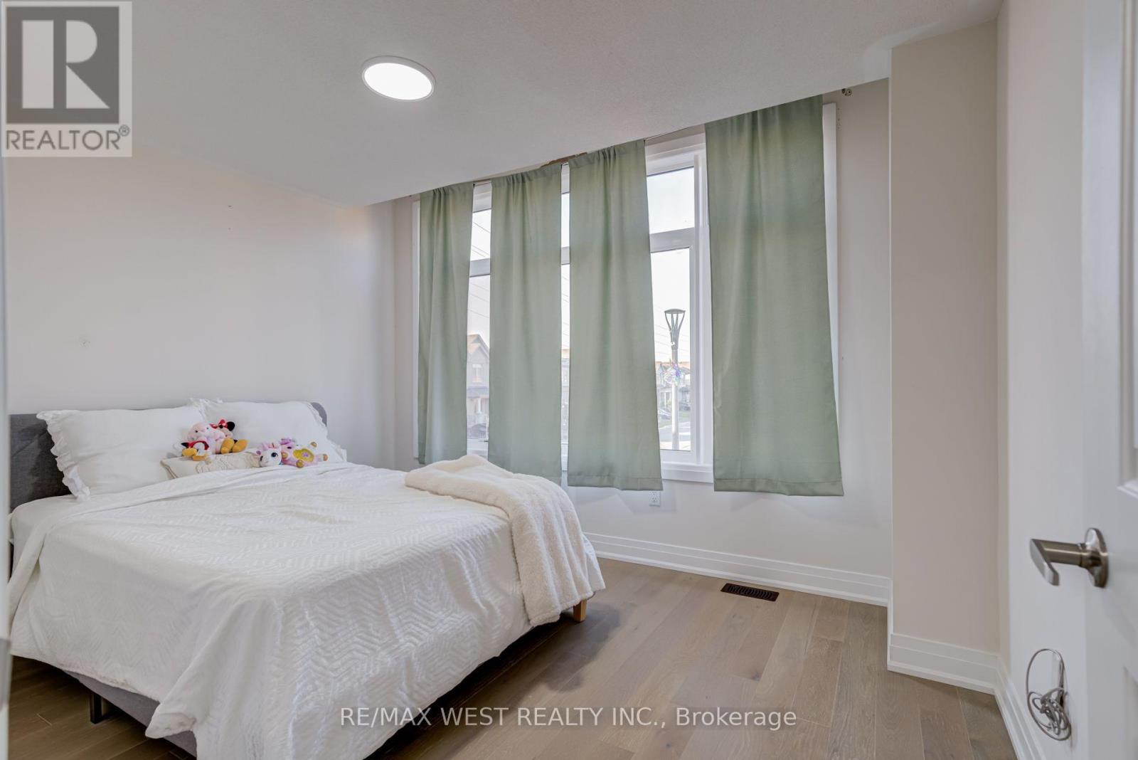 2688 SAPPHIRE DRIVE - 30