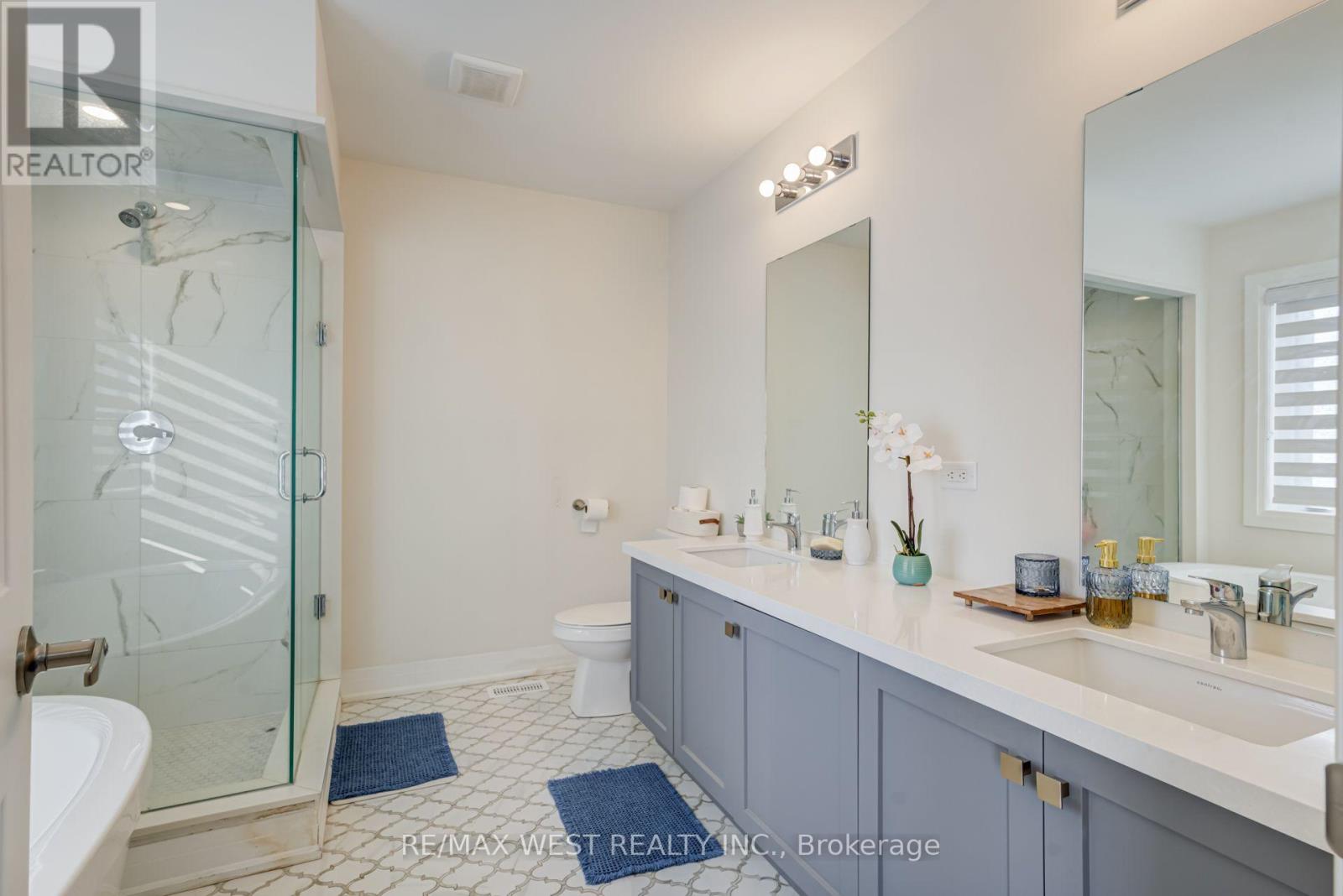 2688 SAPPHIRE DRIVE - 35