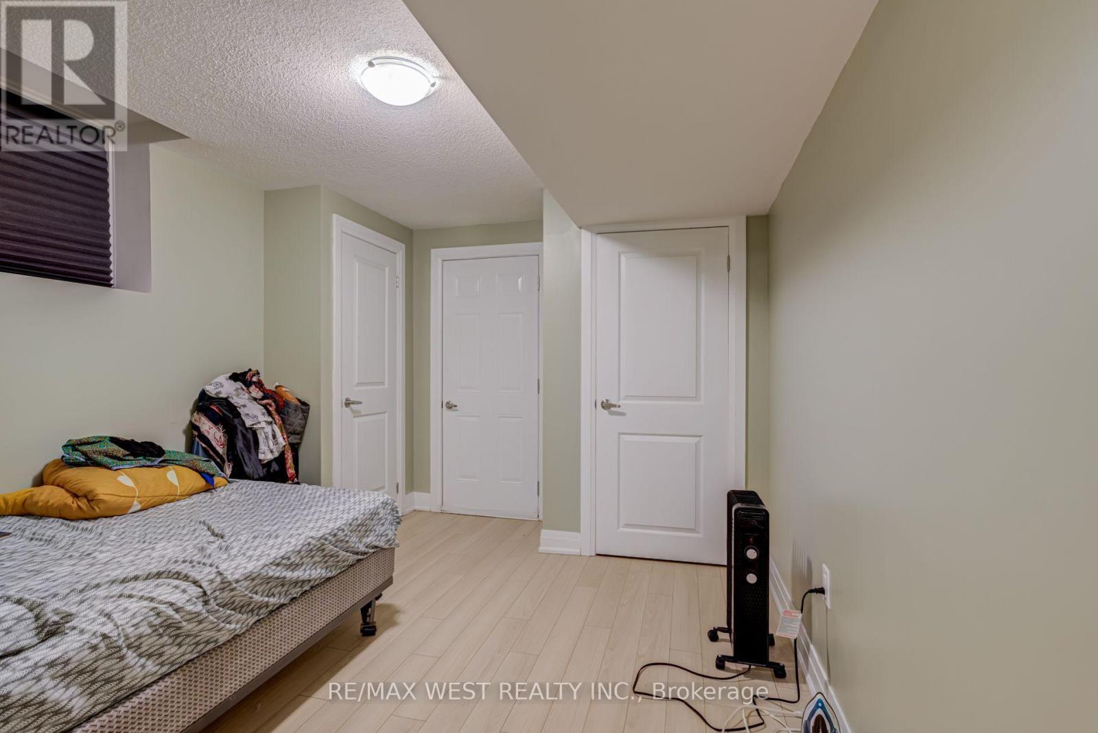 2688 SAPPHIRE DRIVE - 40