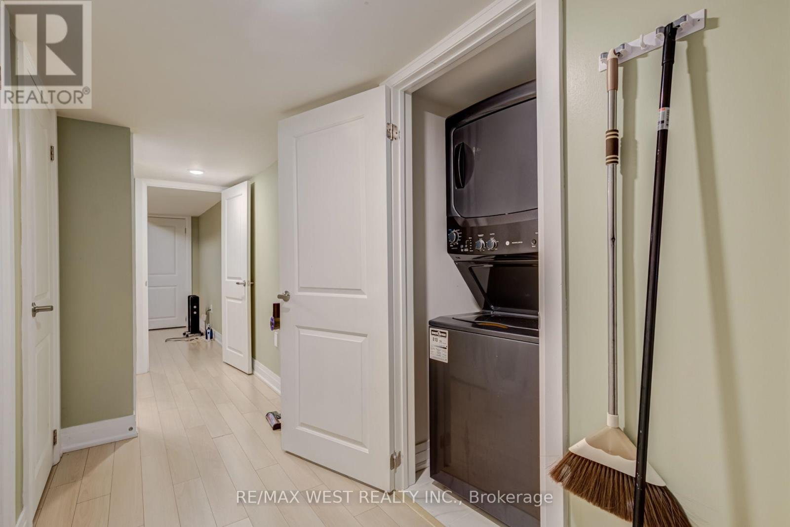 2688 SAPPHIRE DRIVE - 41