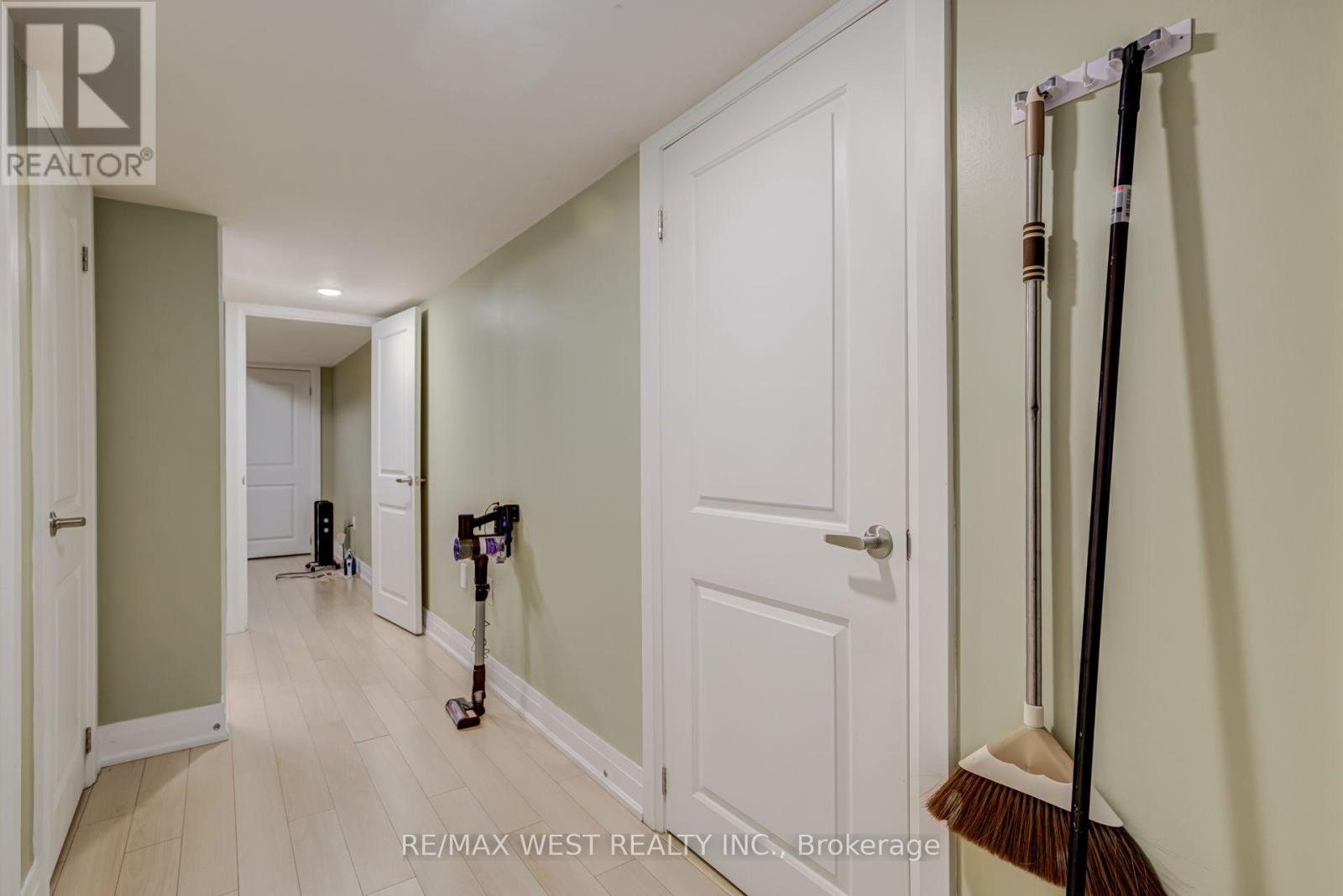 2688 SAPPHIRE DRIVE - 43