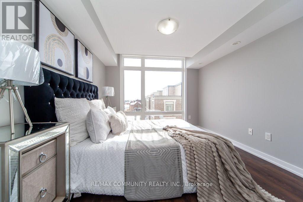 #2322 20 WESTMEATH LANE - 30
