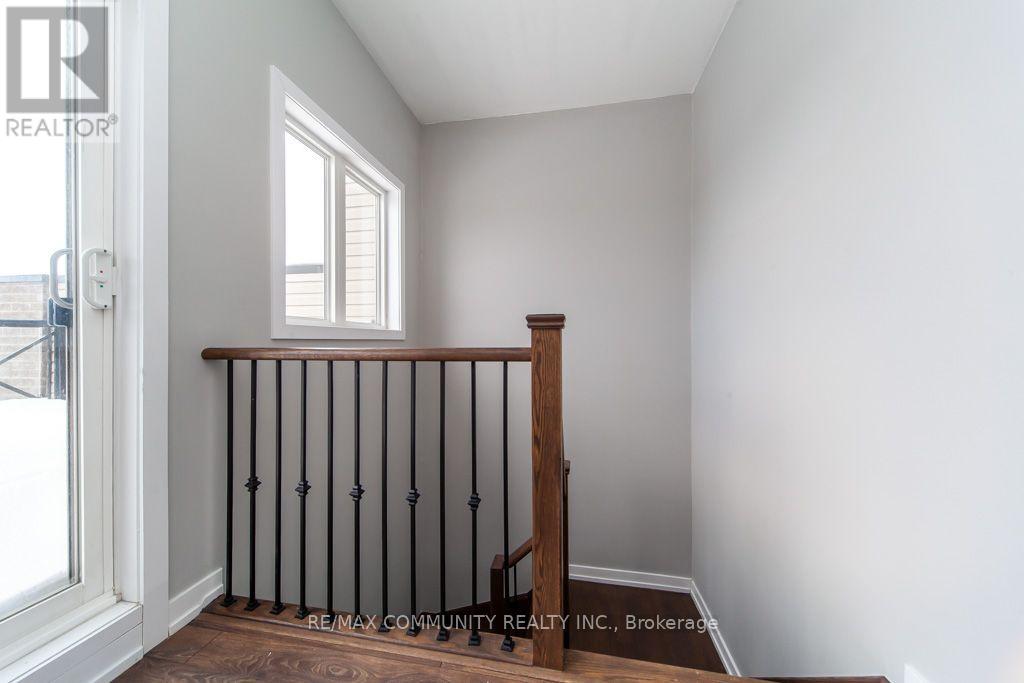 #2322 20 WESTMEATH LANE - 36
