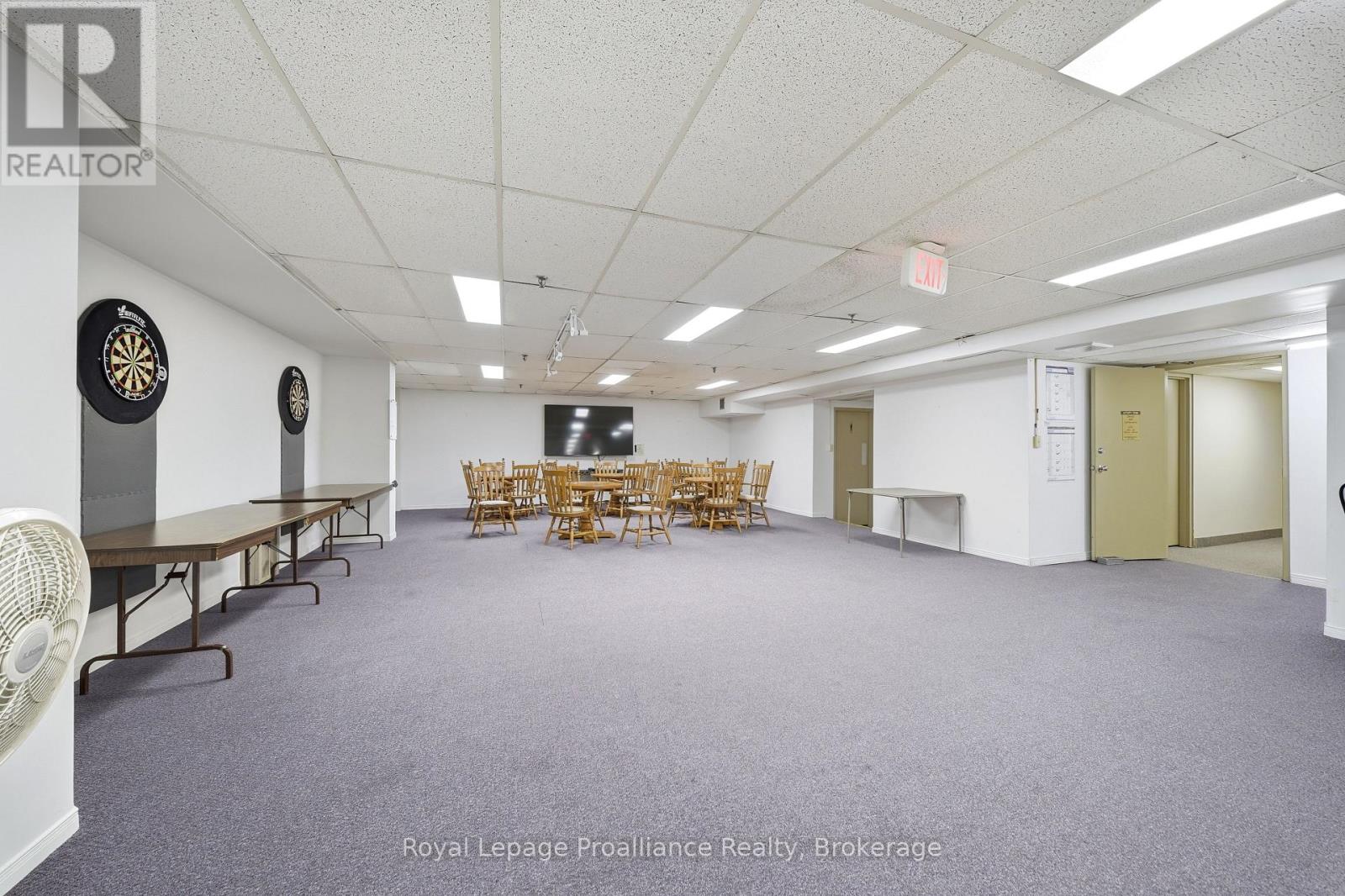 #401 344 FRONT STREET - 22