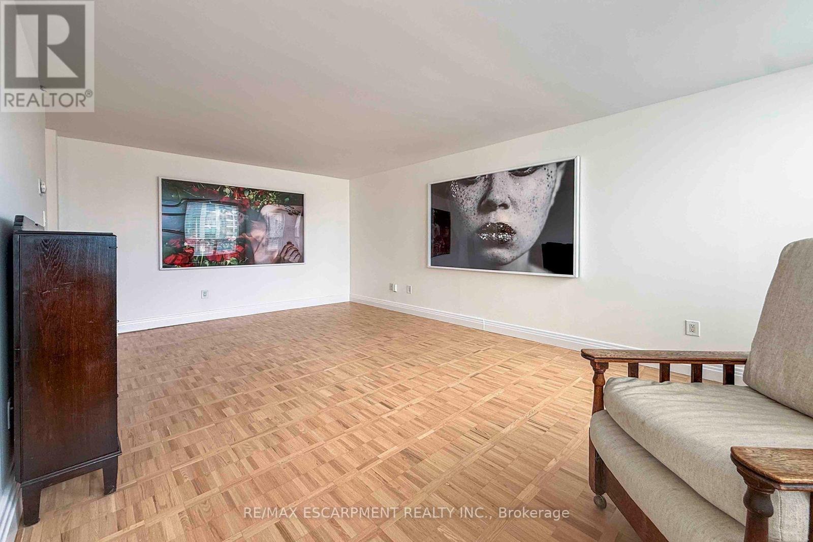 #2804 3650 KANEFF CRESCENT - Image 7
