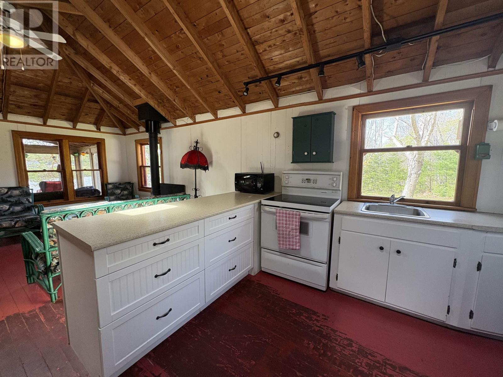 48 Mill Road - 16