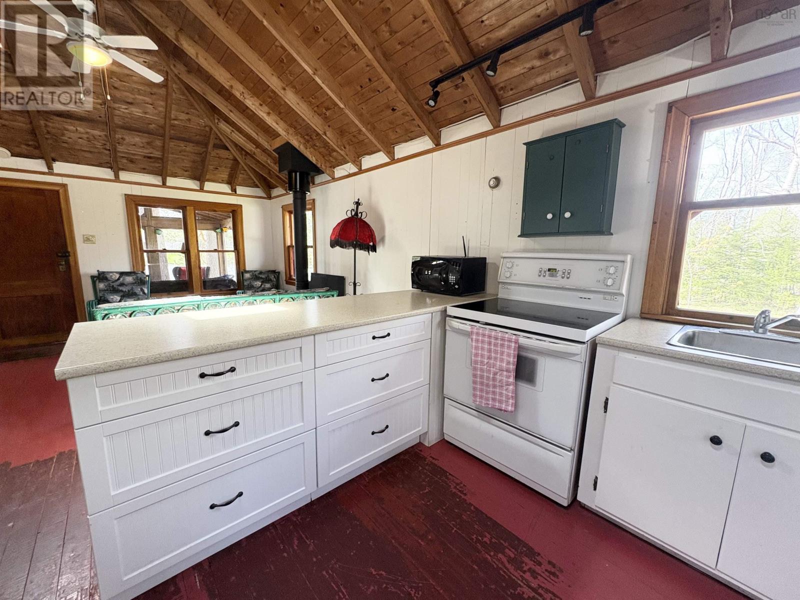 48 Mill Road - 13