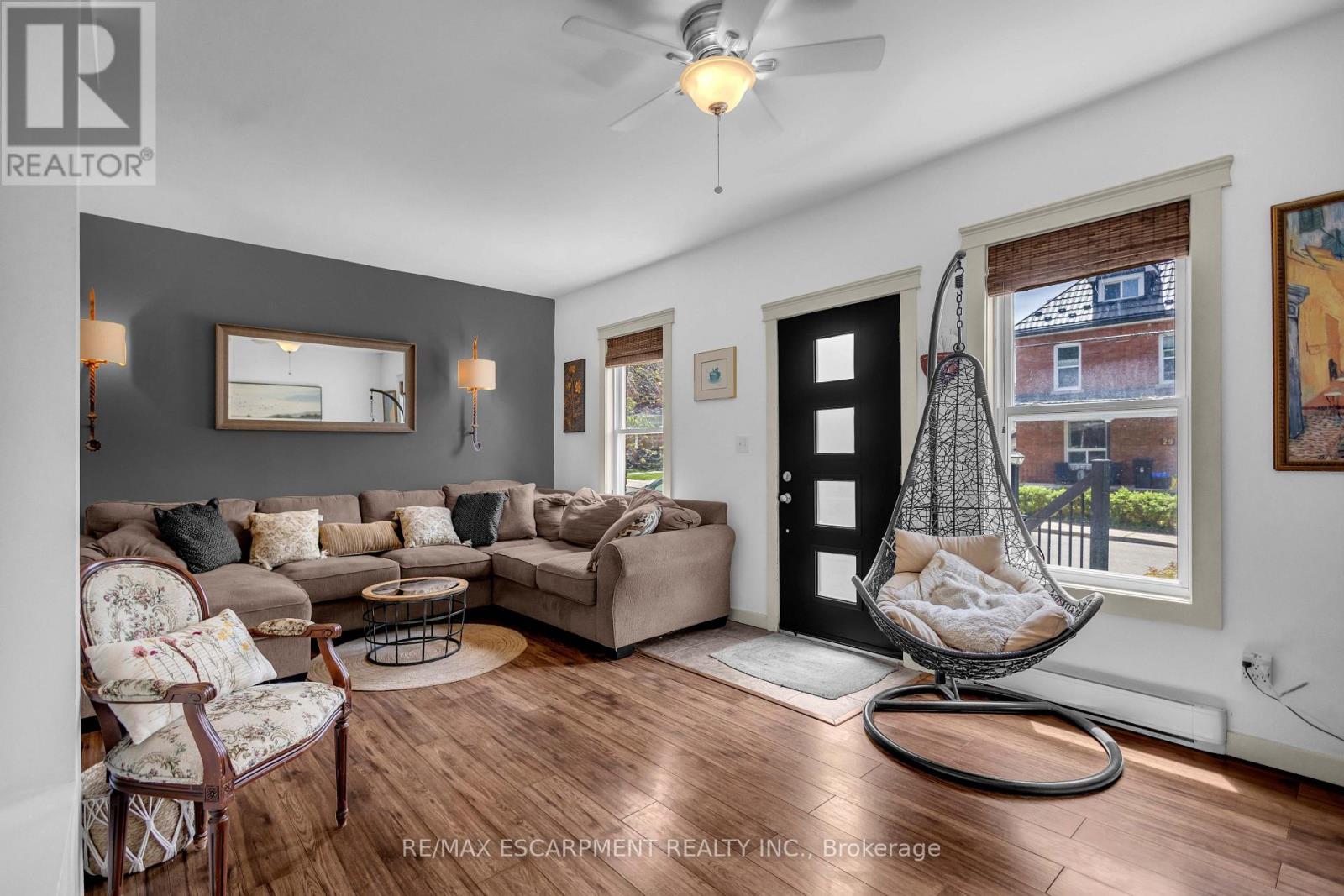 30 SUNSET AVENUE - 10
