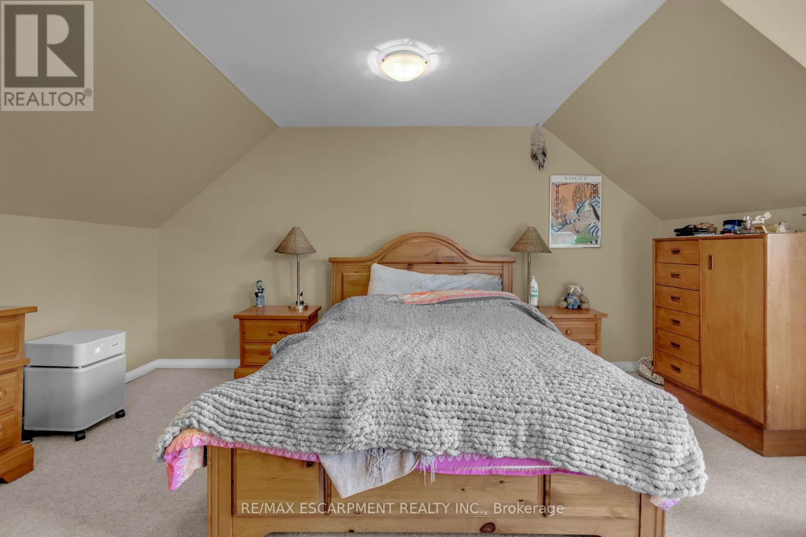 30 SUNSET AVENUE - 22
