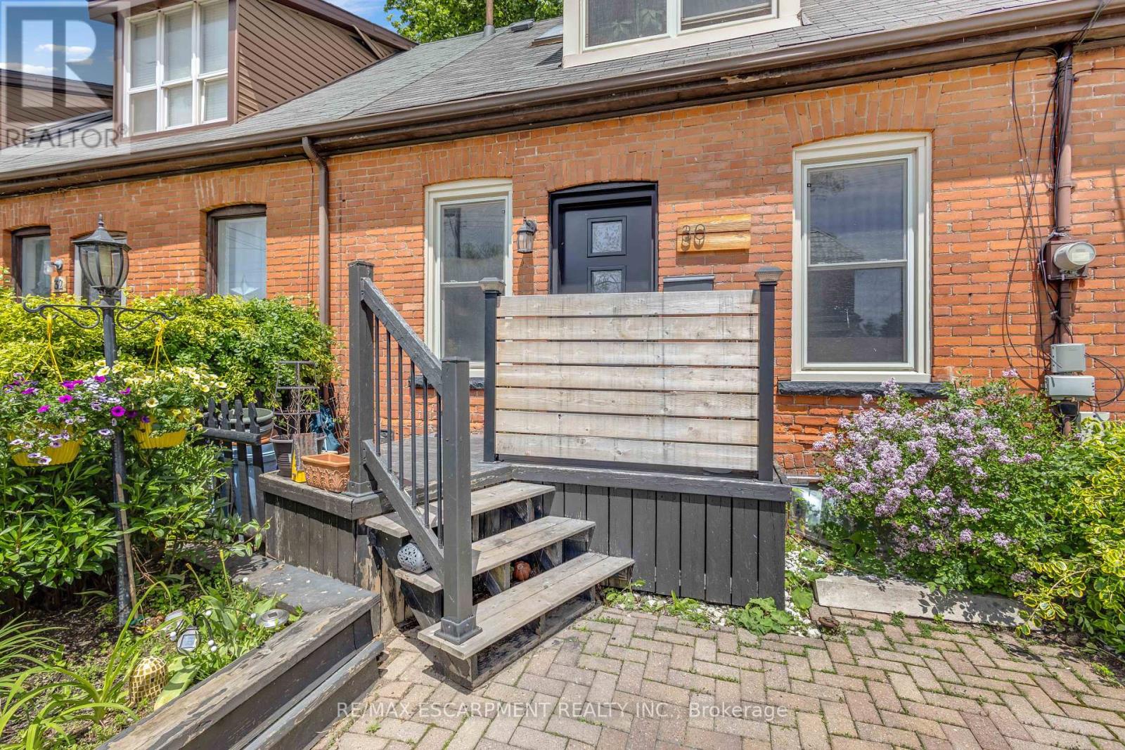 30 SUNSET AVENUE - 4