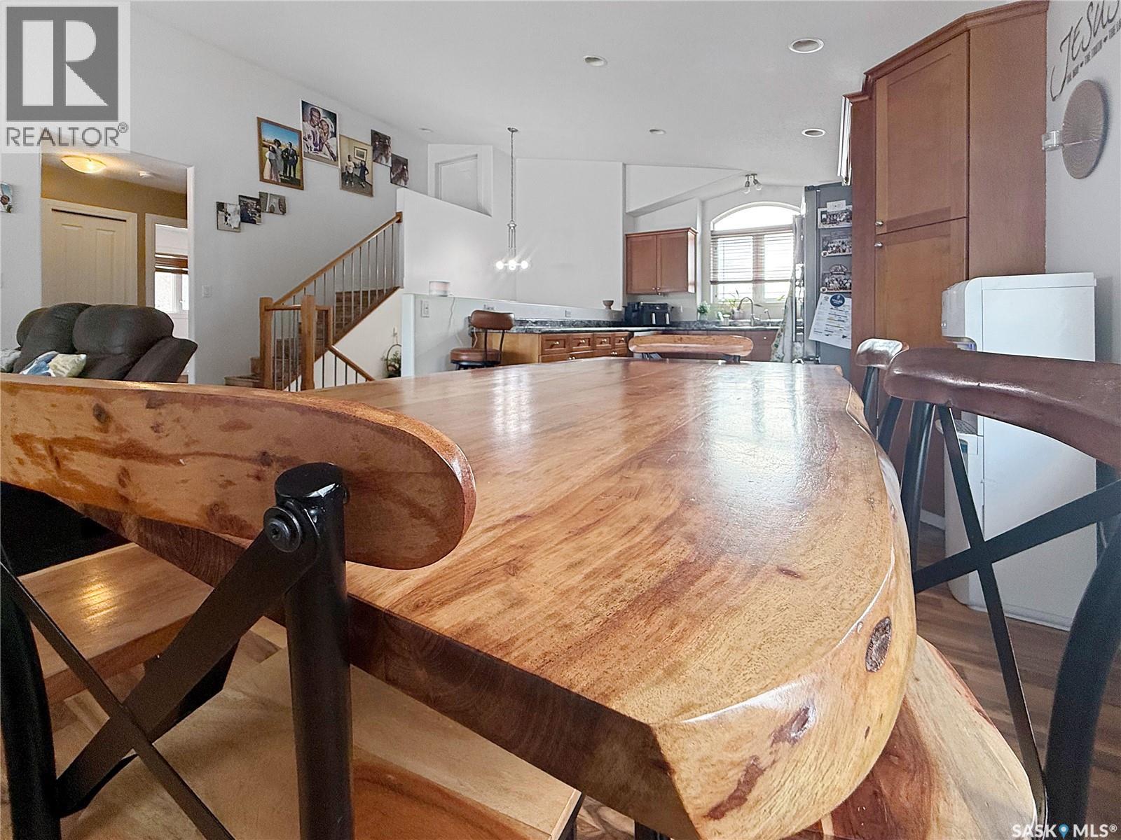 731 Adamson CRESCENT - Image 10