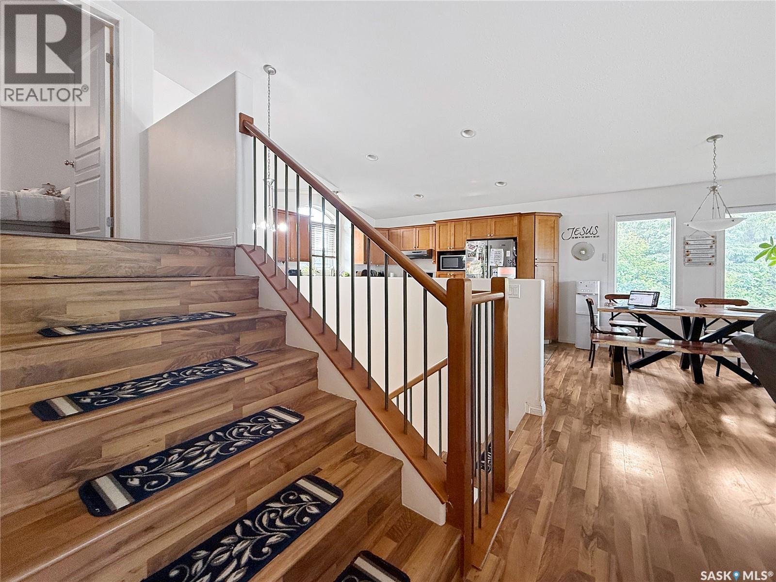 731 Adamson CRESCENT - Image 19