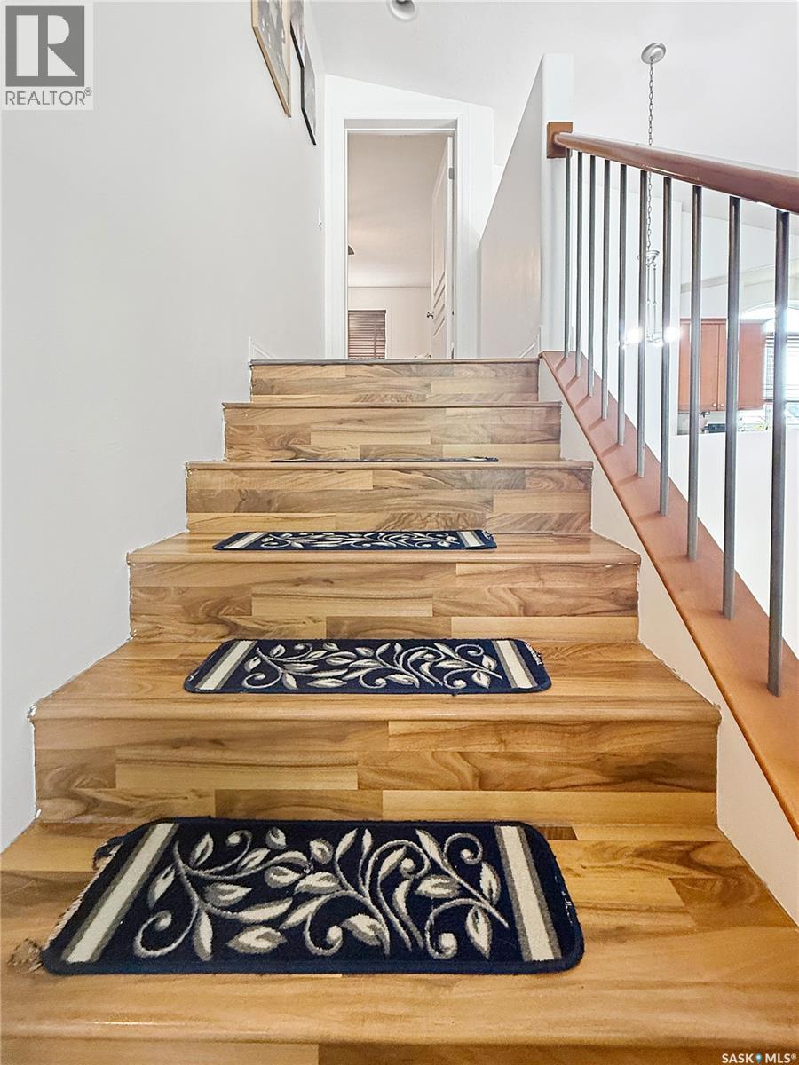 731 Adamson CRESCENT - Image 20